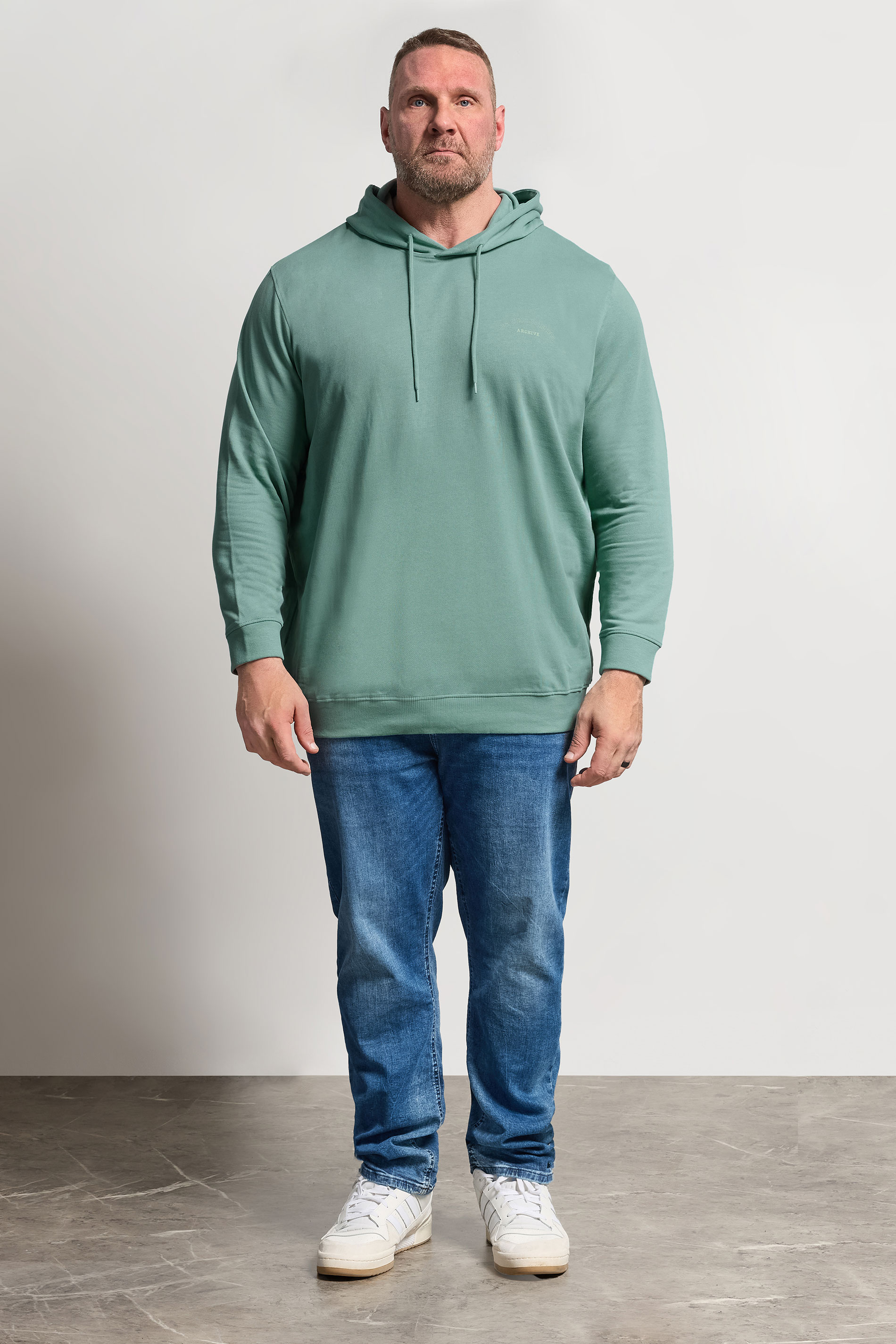 https://cdn.yoursclothing.com/Images/ProductImages/4933af88-6dff-4d_702957_B.jpg
