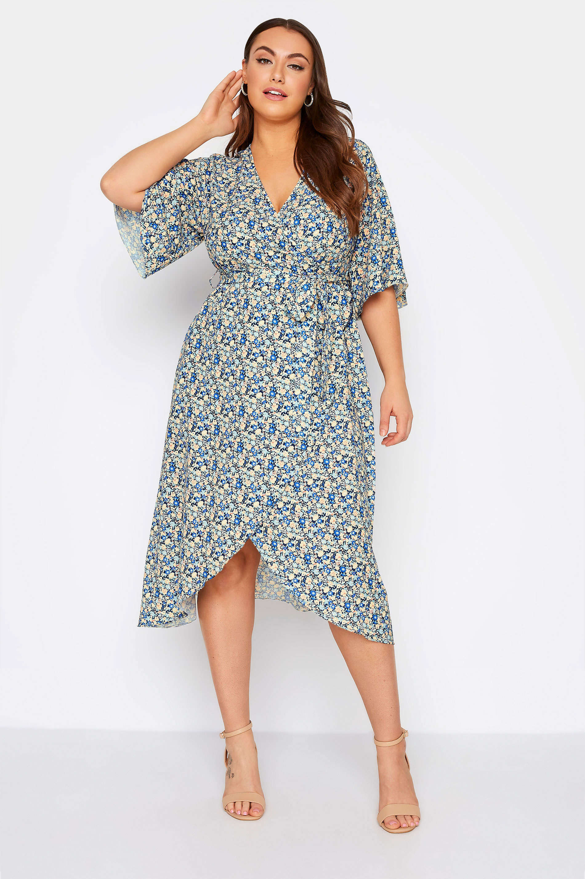 Robes Grande Taille Grande taille  Robes Portefeuilles | YOURS LONDON - Robe Bleue Floral Cache-Coeur - ZG76583