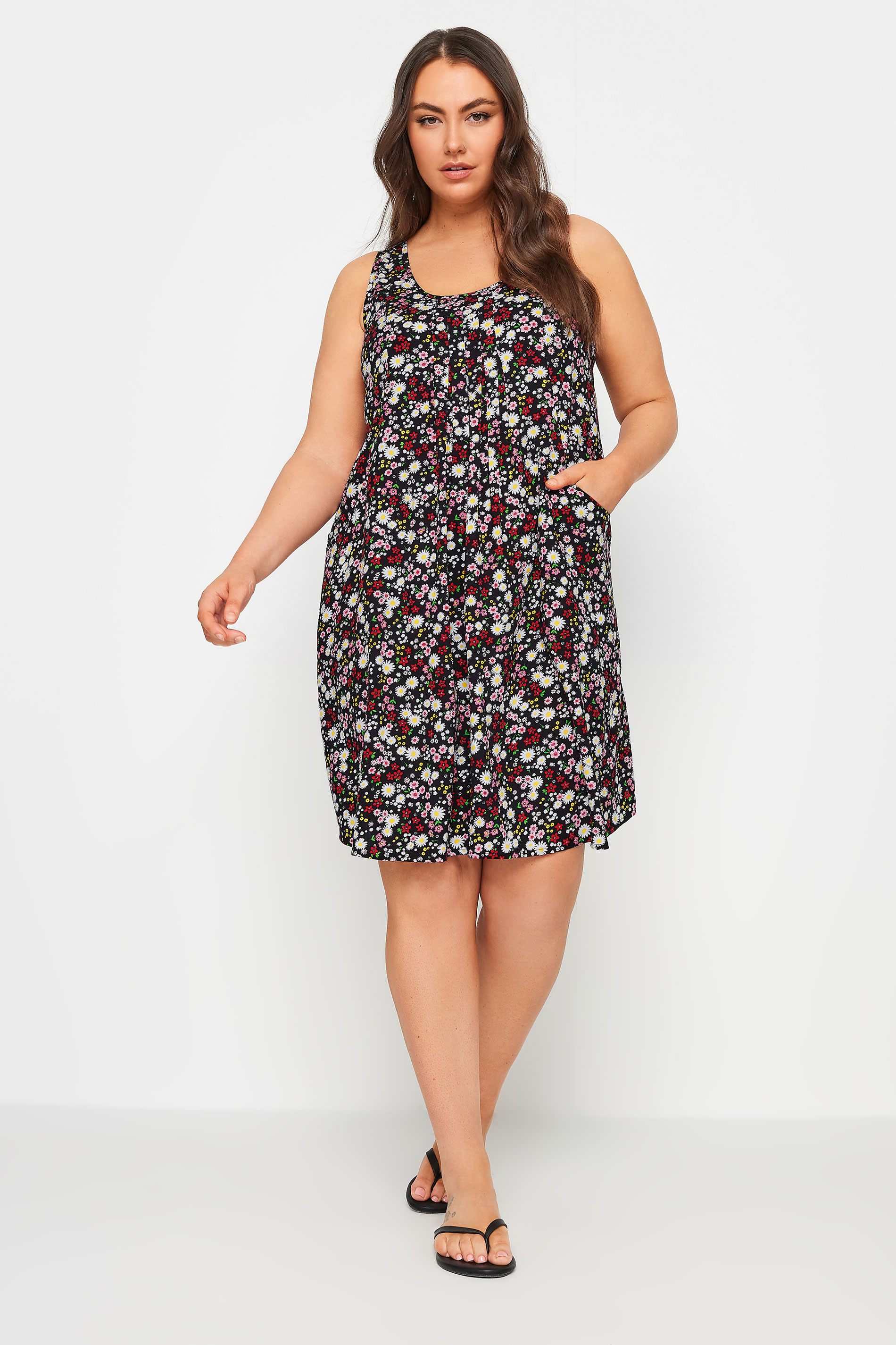 YOURS Plus Size Black Ditsy Floral Pocket Dress | Yours Clothing 1