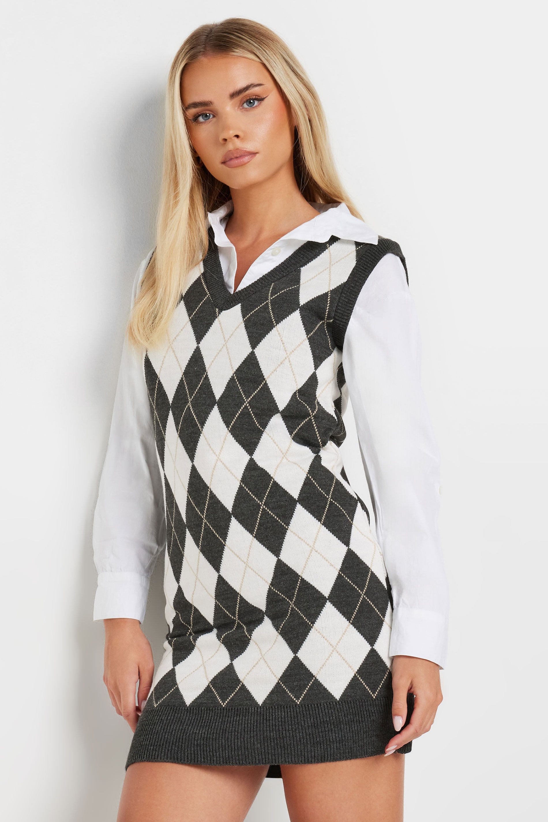 PixieGirl Petite Women's Charcoal Grey Argyle Check Print Sleeveless Dress | PixieGirl 3
