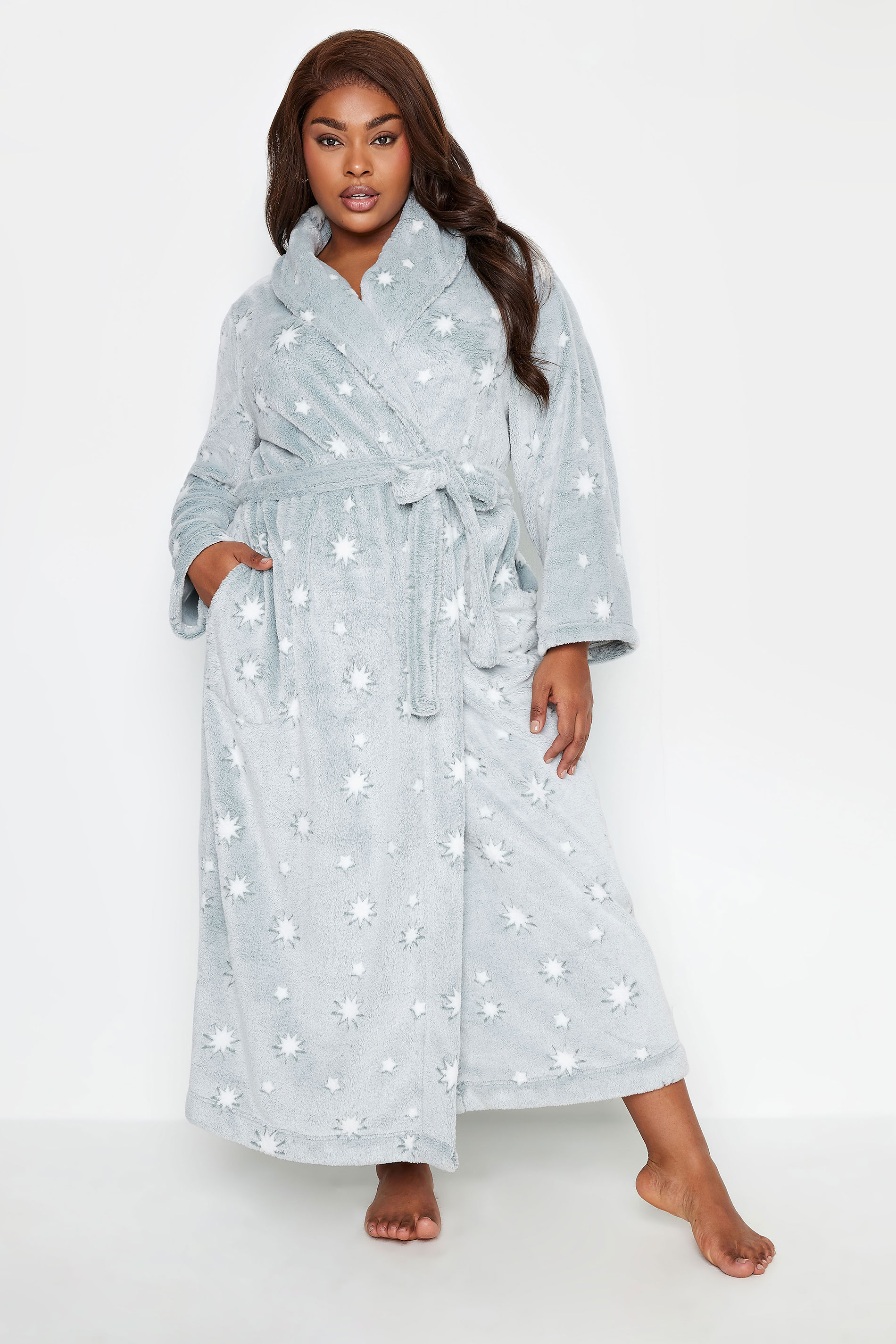 YOURS Plus Size Green Star Print Shawl Maxi Dressing Gown | Yours Clothing 1