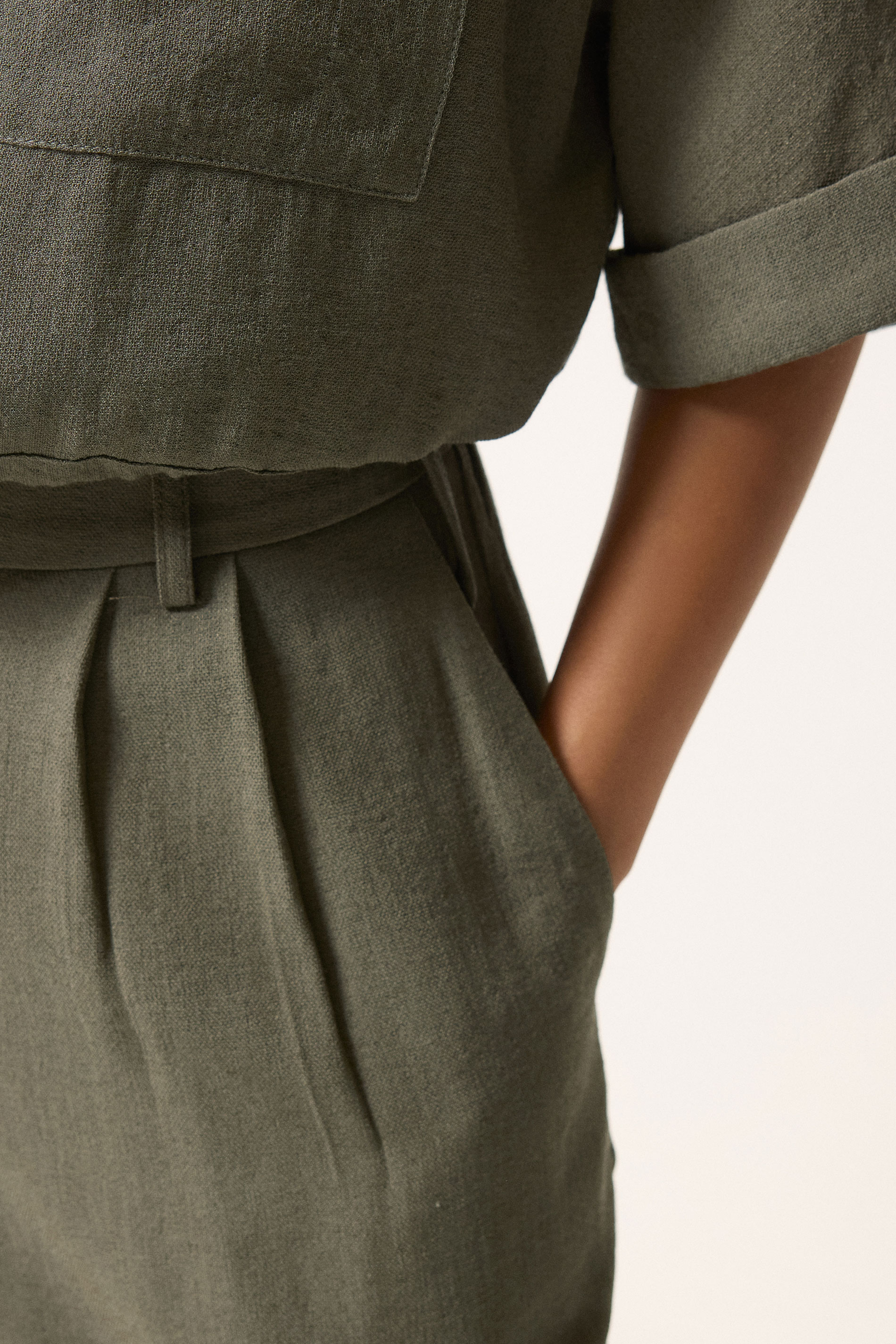 PixieGirl Petite Women's Green Wide Leg Trousers | PixieGirl 4