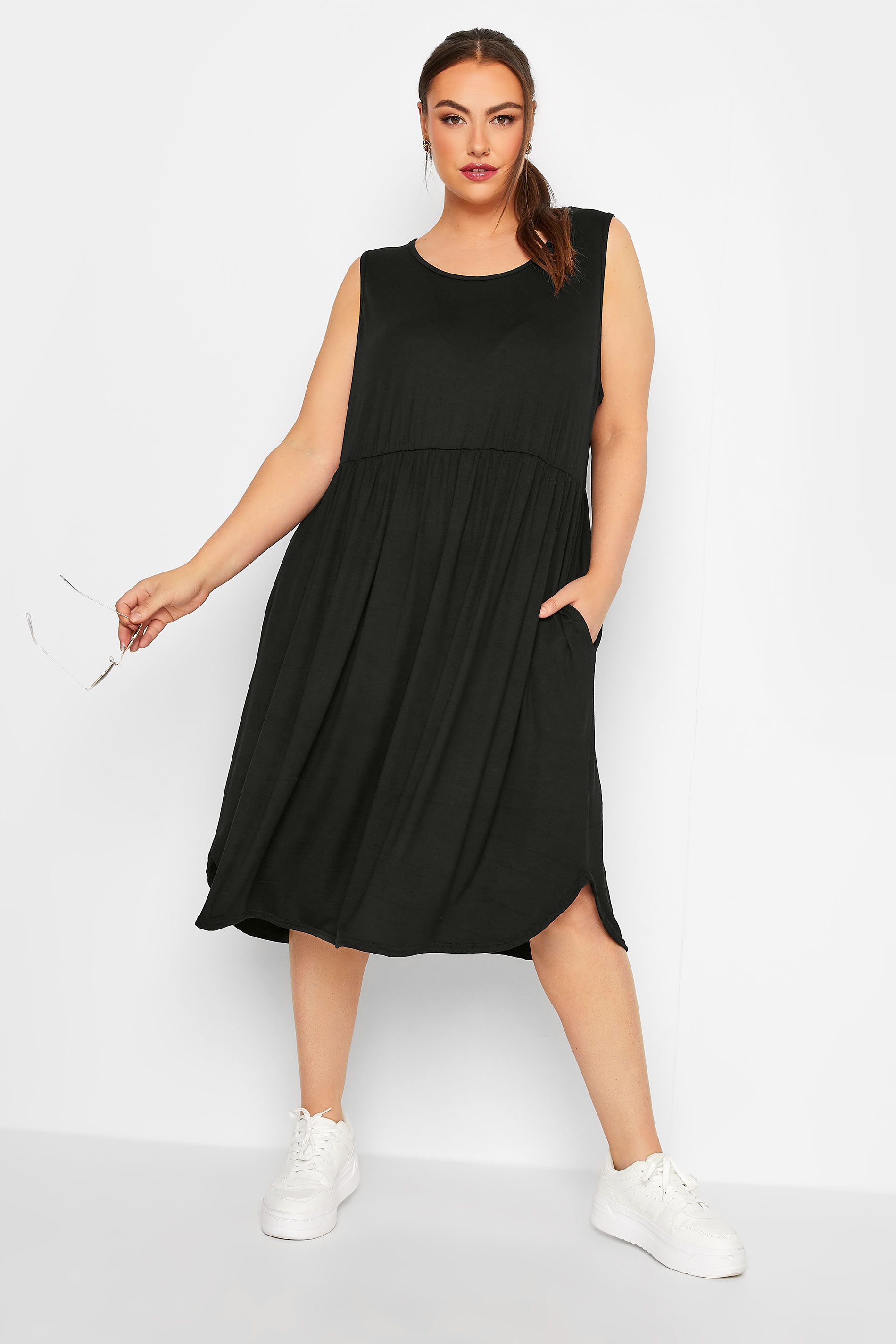 LIMITED COLLECTION Plus Size Black Pocket Tunic Dress | Yours Clothing 2