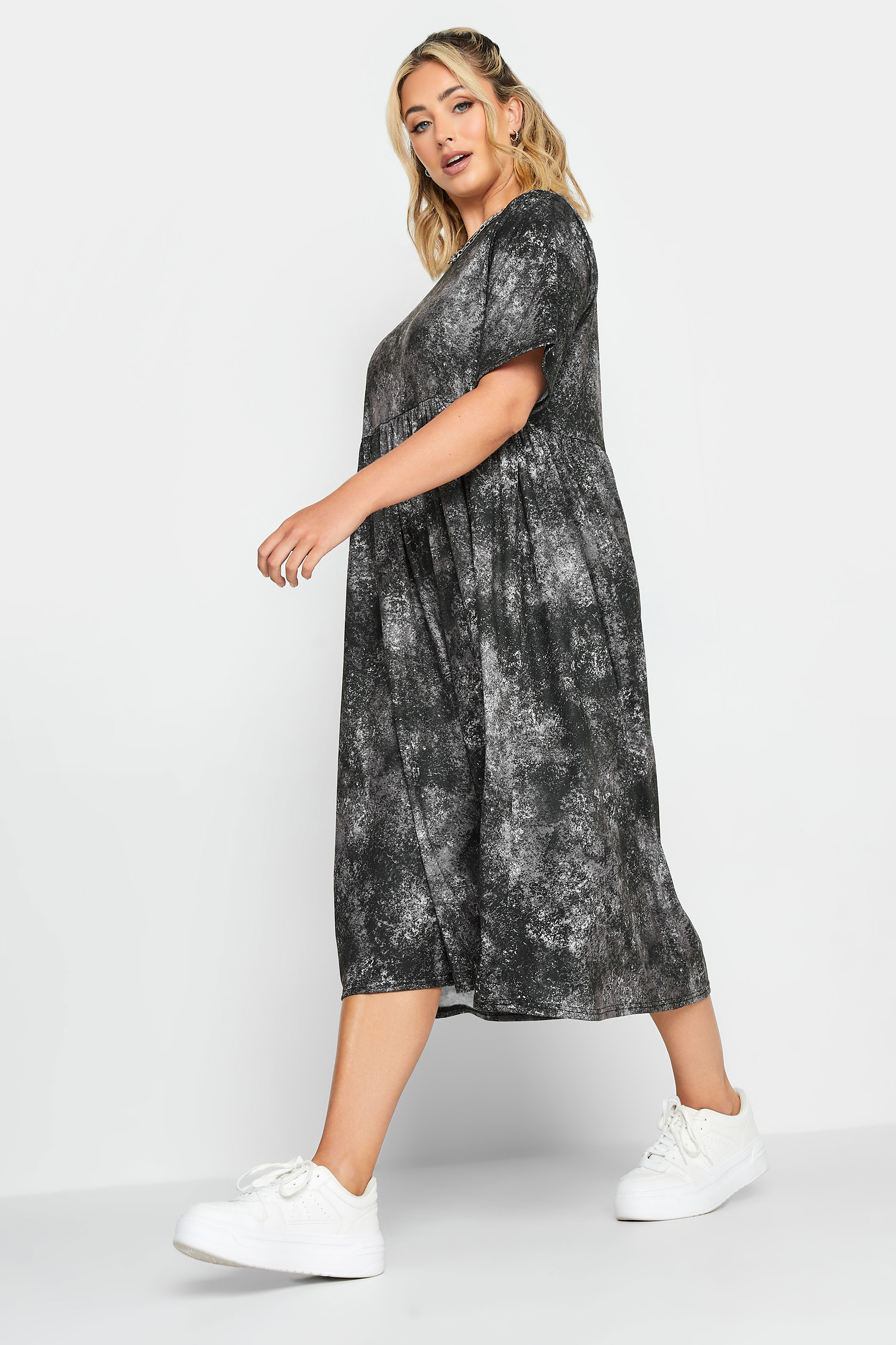 LIMITED COLLECTION Plus Size Black Acid Wash Smock Midaxi Dress | Yours Clothing 2
