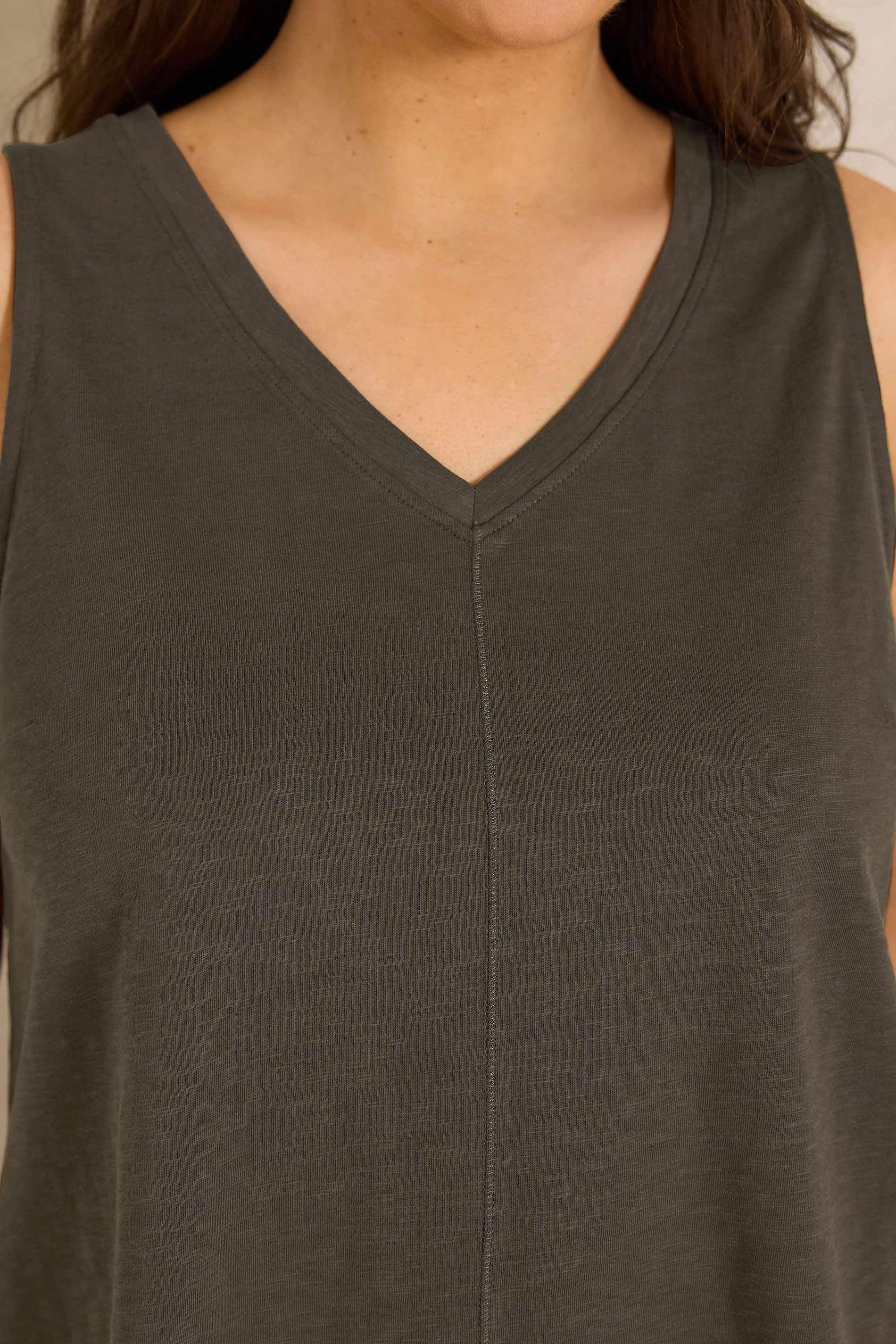 EVANS Plus Size 2 Pack Brown & Berry Red Cotton Vest Tops 6