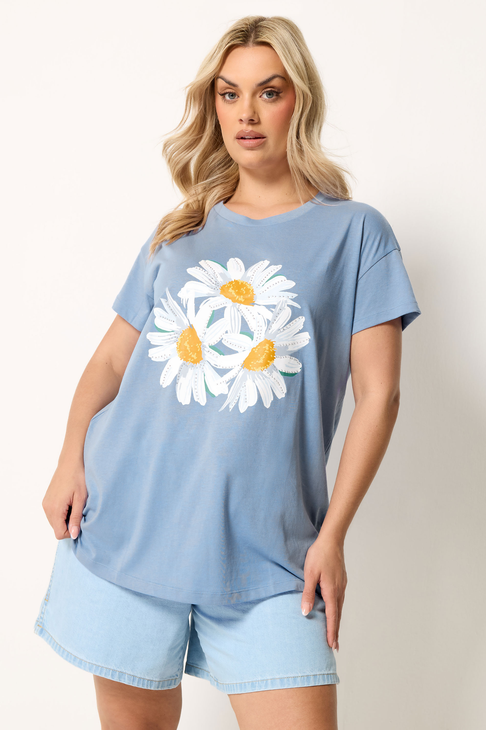 YOURS Plus Size Light Blue Daisy Embellished Graphic T-Shirt | Yours Clothing 3