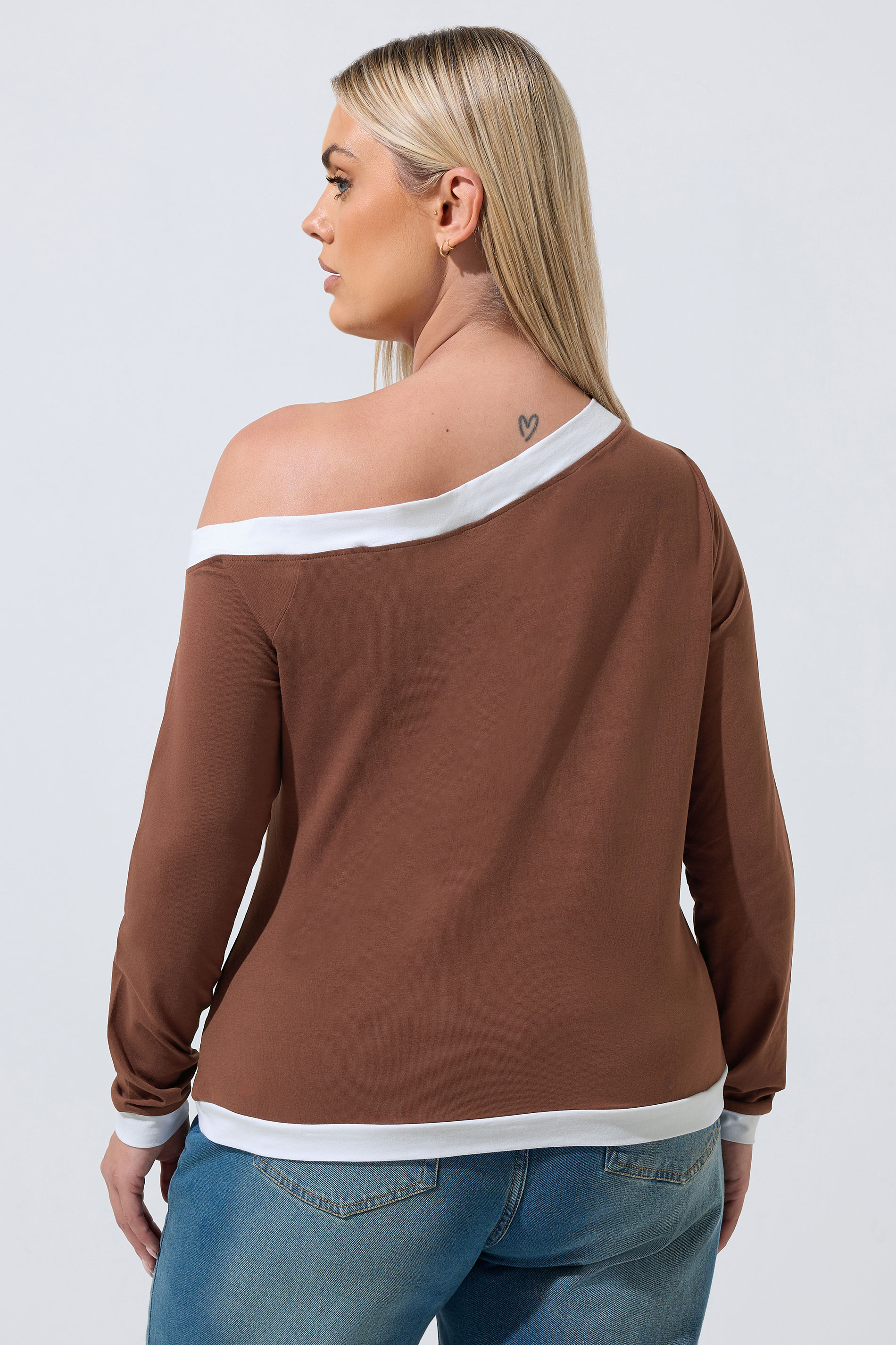 LIMITED COLLECTION Plus Size Chocolate Brown Contrast Off Shoulder Top | Yours Clothing 2