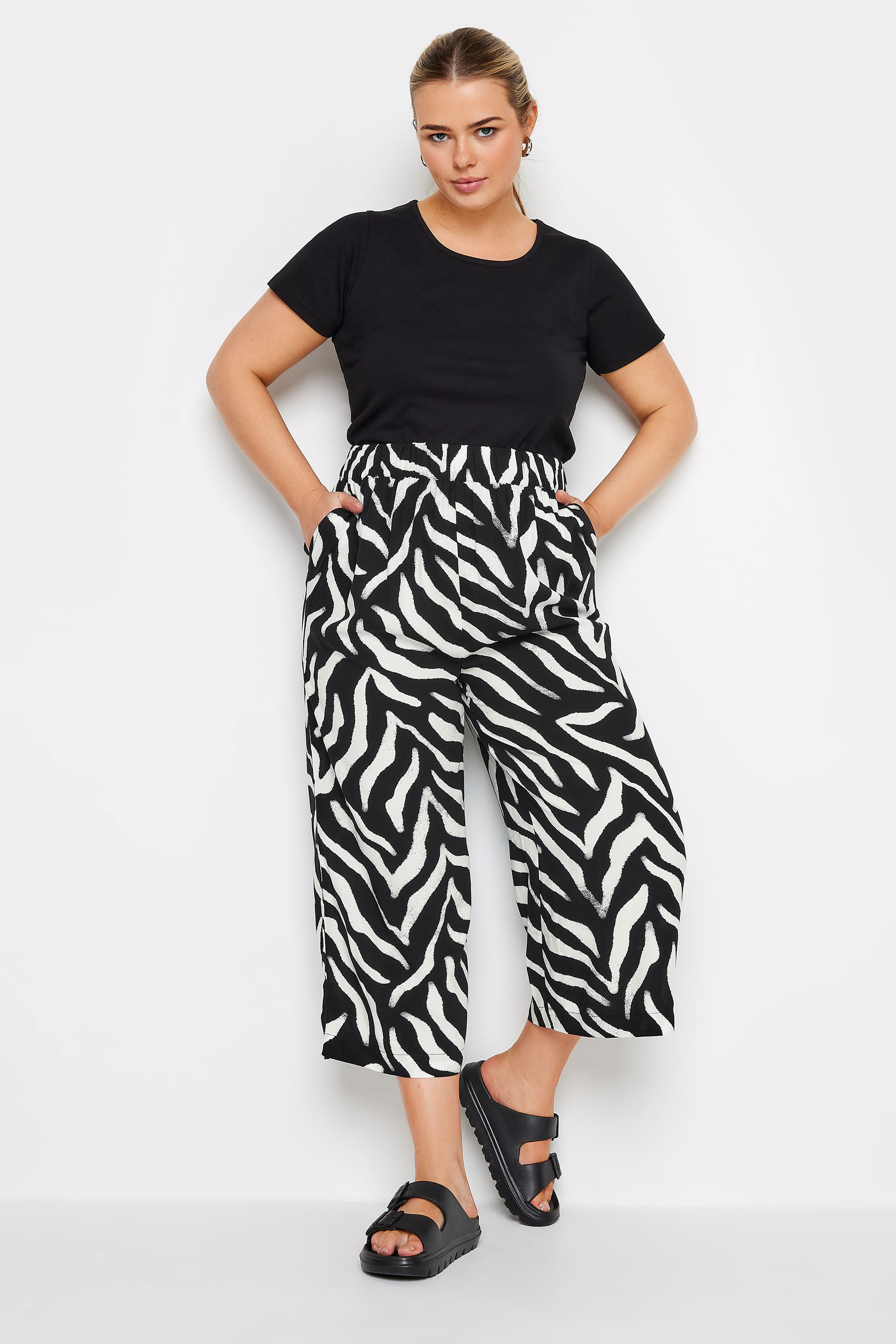YOURS Plus Size Black Zebra Print Wide Leg Cropped Trousers | Yours Clothing 3