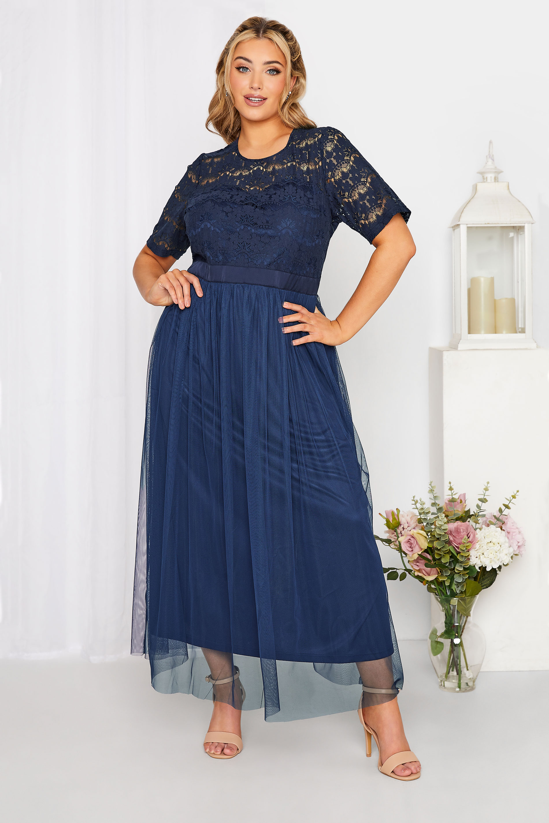 Großen Größen Kleider Großen Größen Brautjungfern-kleider | YOURS LONDON Curve Navy Blue Lace Bridesmaid Maxi Dress - YP90863