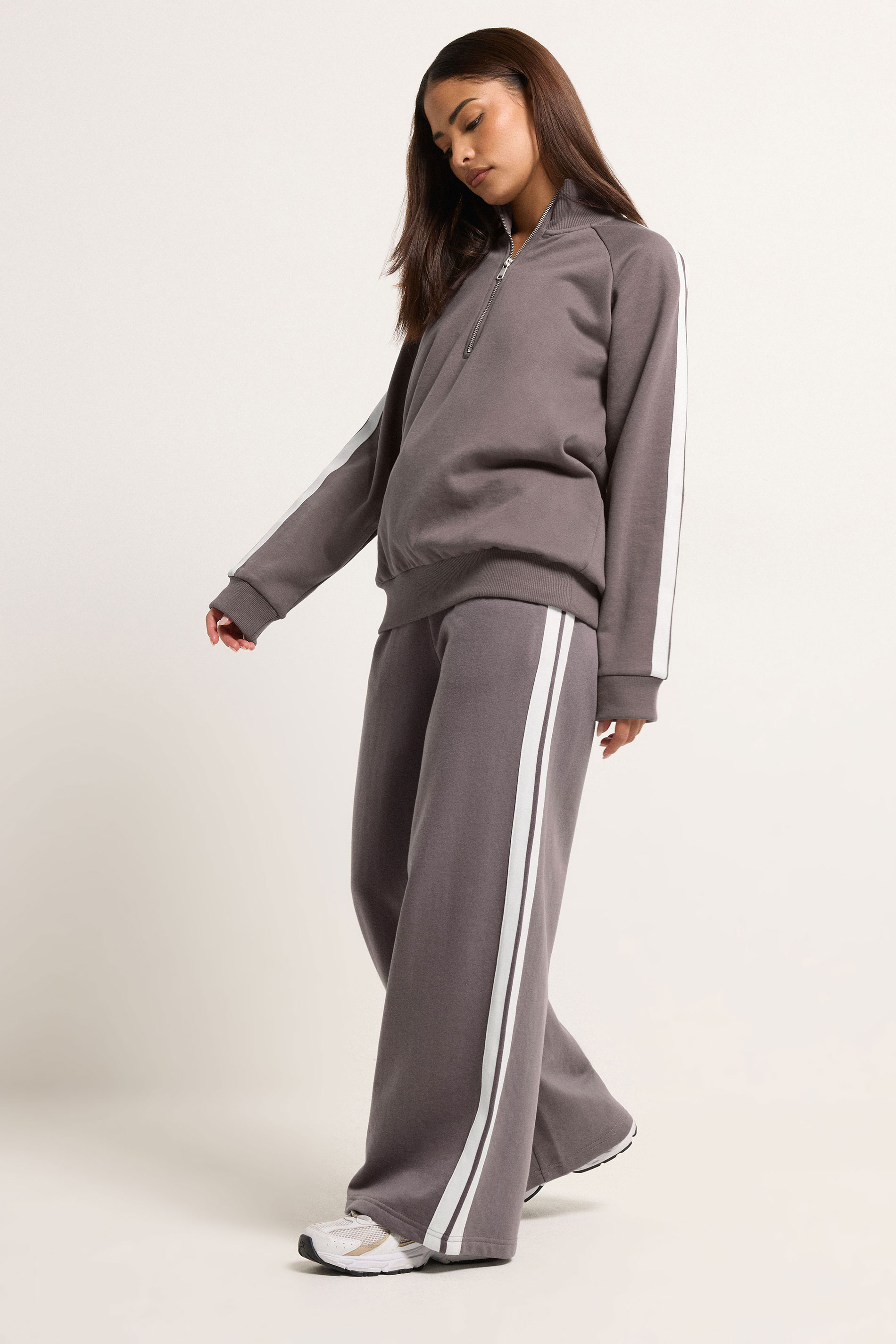 PixieGirl Petite Women's Set Purple Stripe Quarter Zip Sweatshirt & Wide Leg Joggers | PixieGirl 3