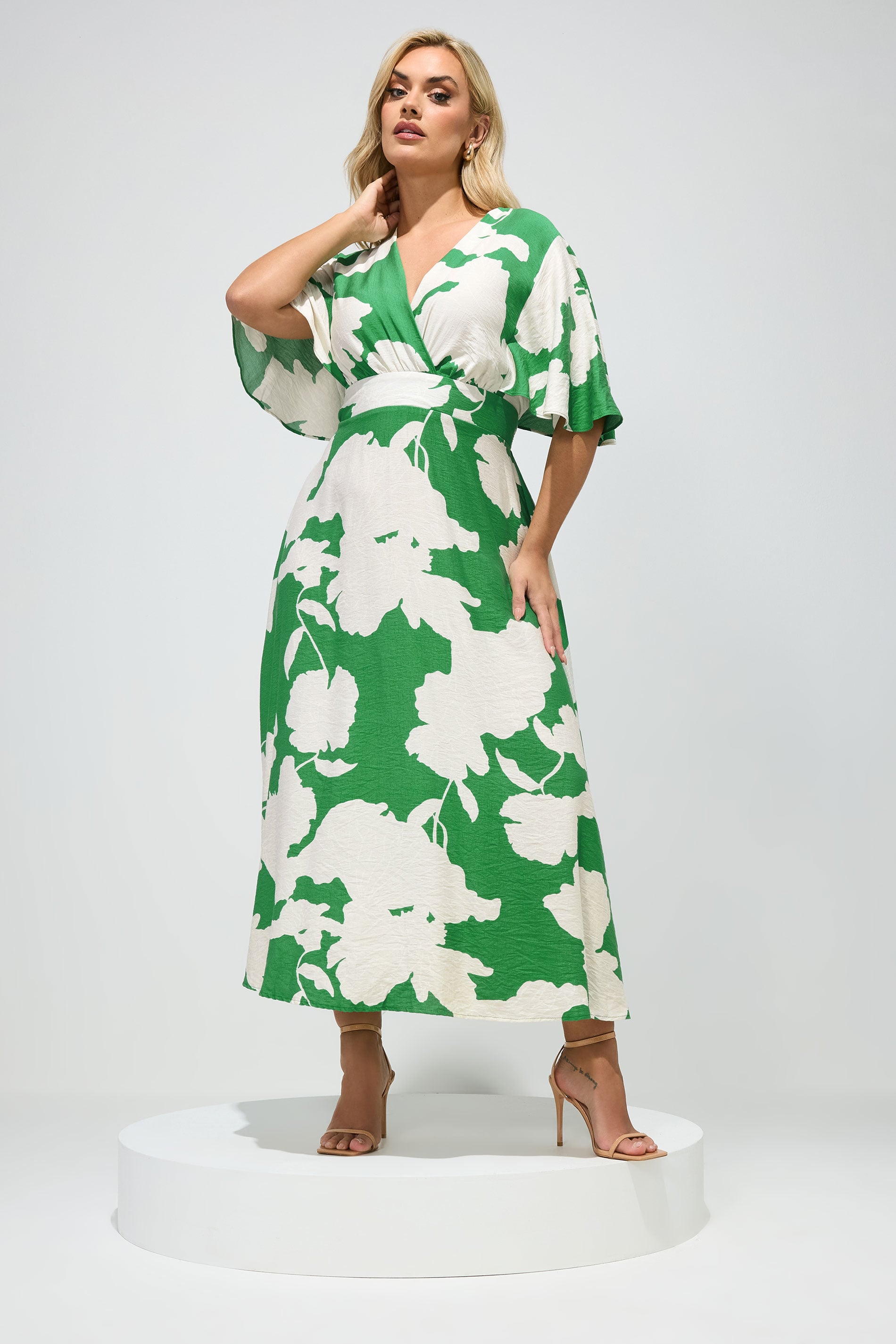 YOURS LONDON Plus Size Green Floral Linen Look Wrap Dress | Yours Clothing 3