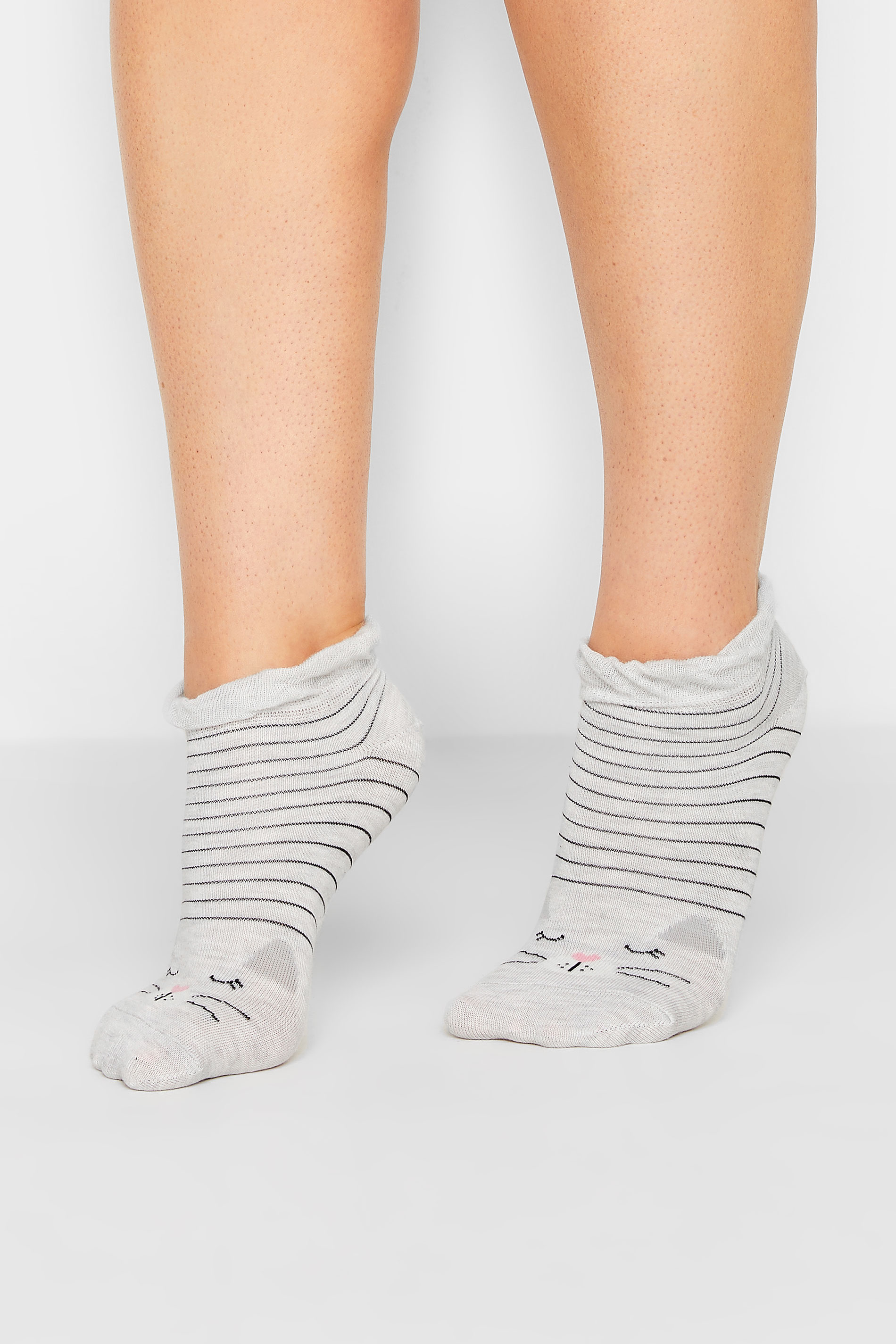 YOURS Curve 4 PACK Cat Print Trainer Socks | Yours Clothing  2
