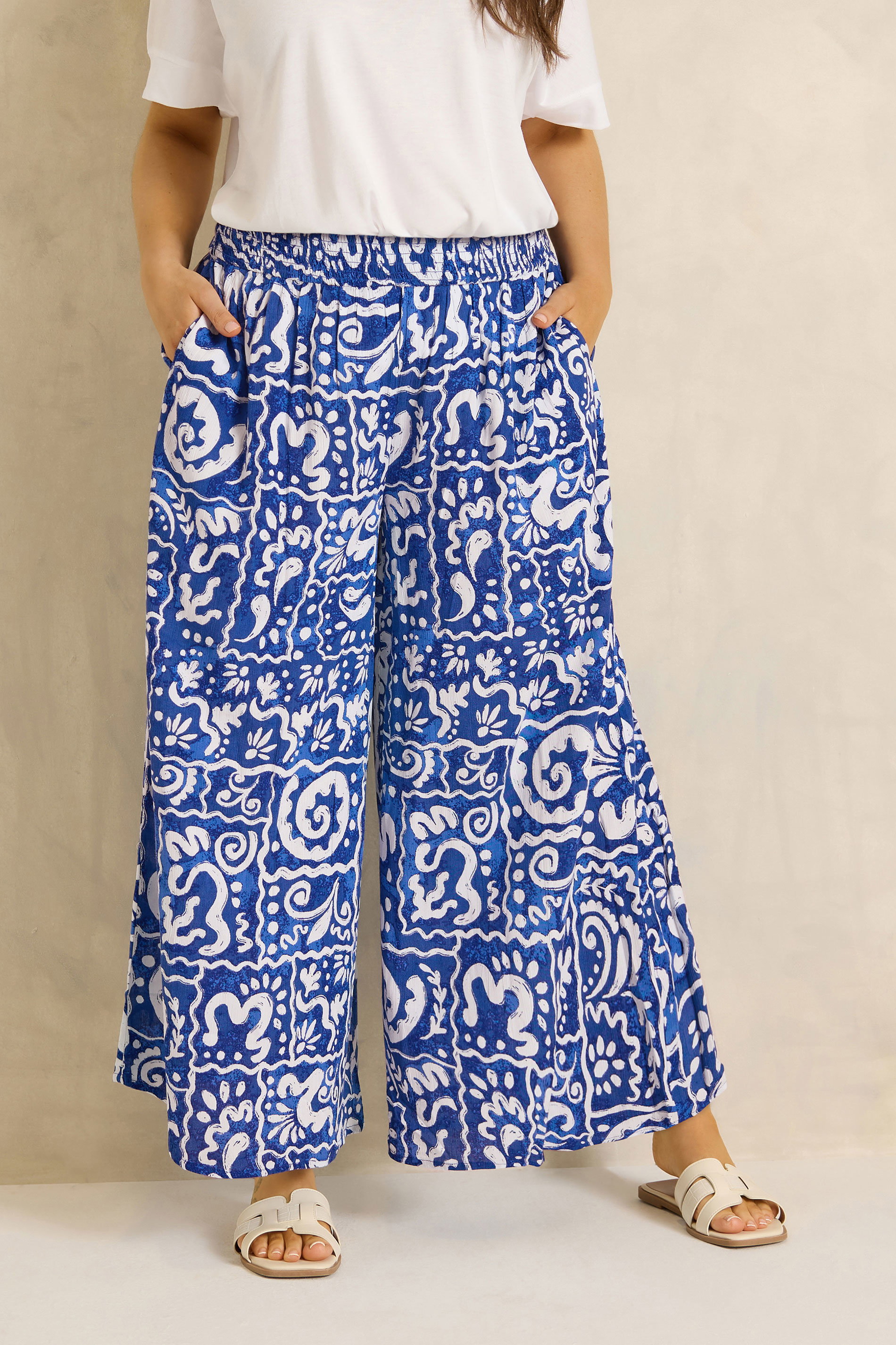 EVANS Plus Size Blue Abstract Print Wide Leg Trouser | Evans 3