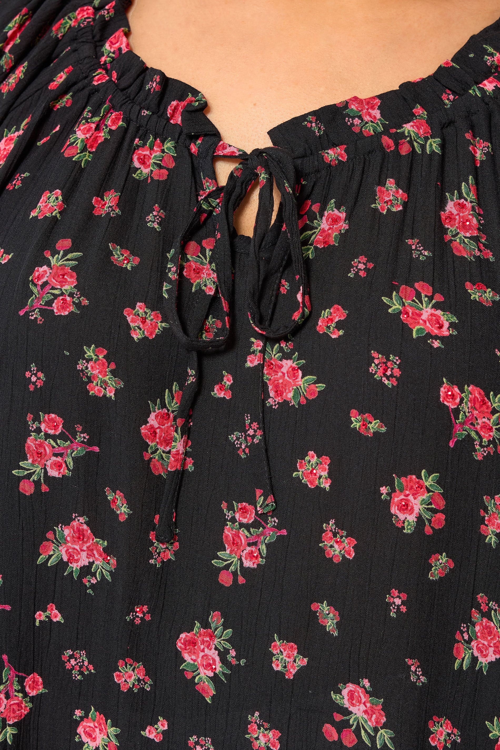 YOURS Plus Size Black Ditsy Floral Bardot Top | Yours Clothing 4