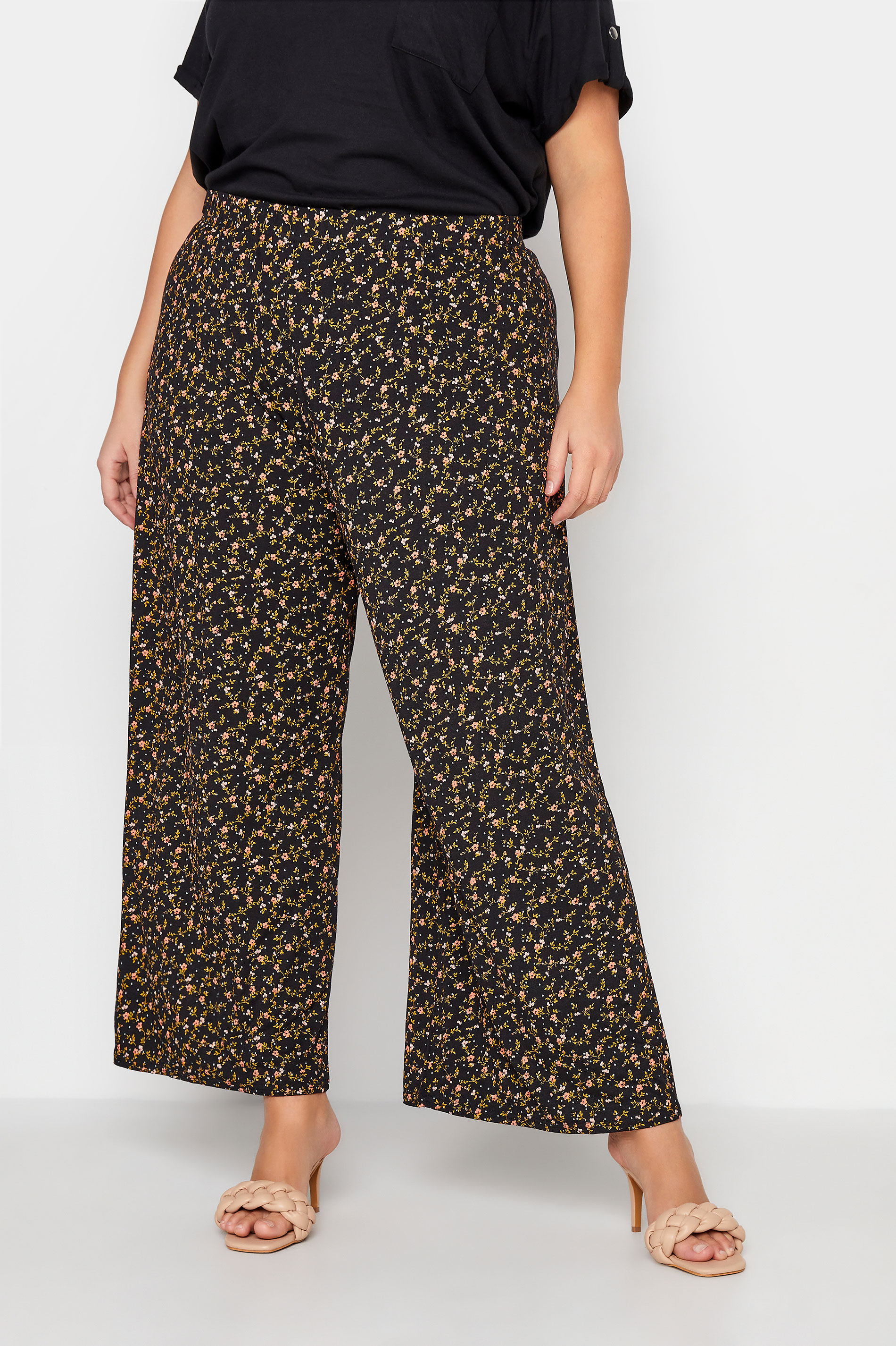 LIMITED COLLECTION Curve Black Ditsy Print Wide Leg Trousers_A.jpg