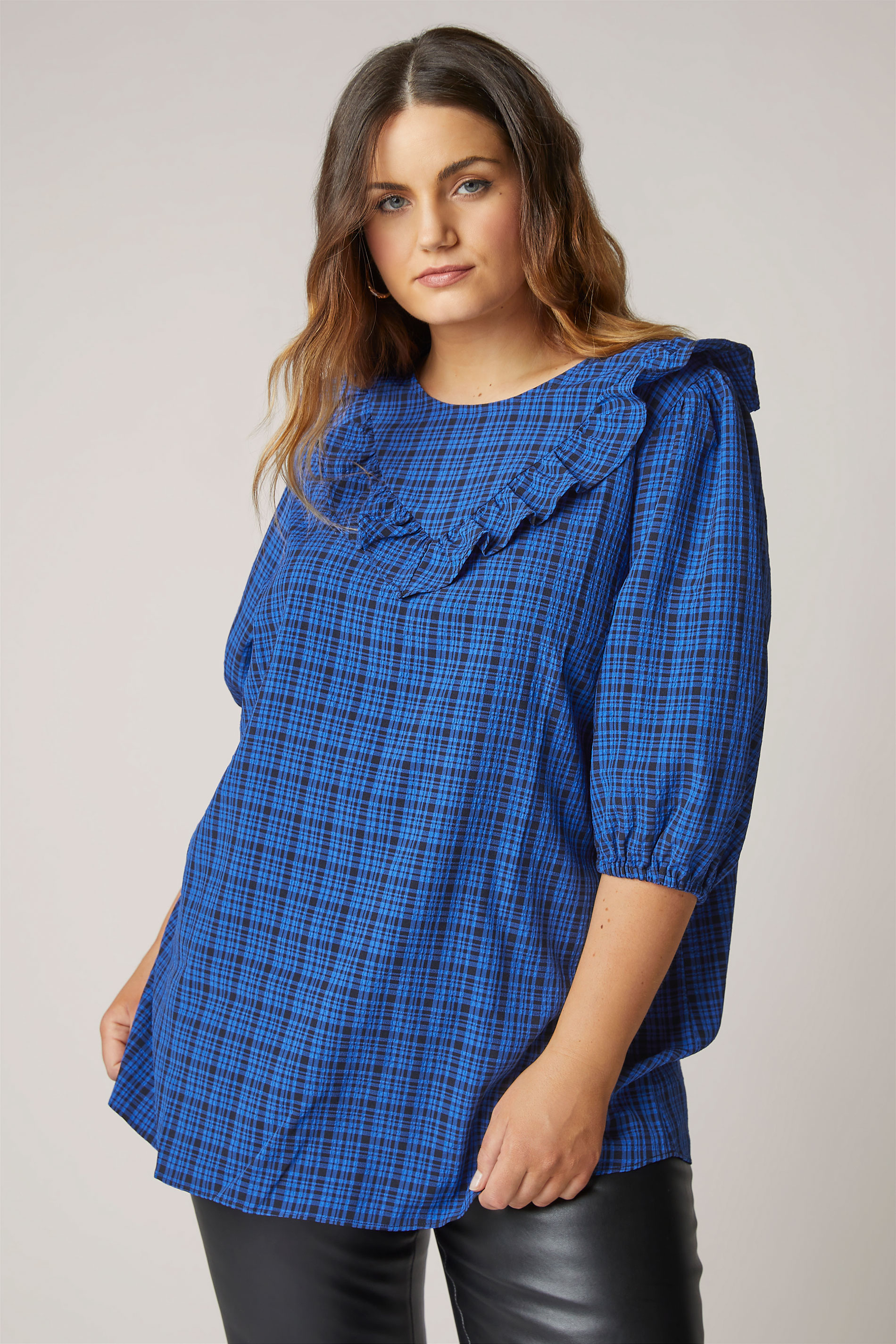 THE LIMITED EDIT Blue Chevron Frill Check Top_A.jpg