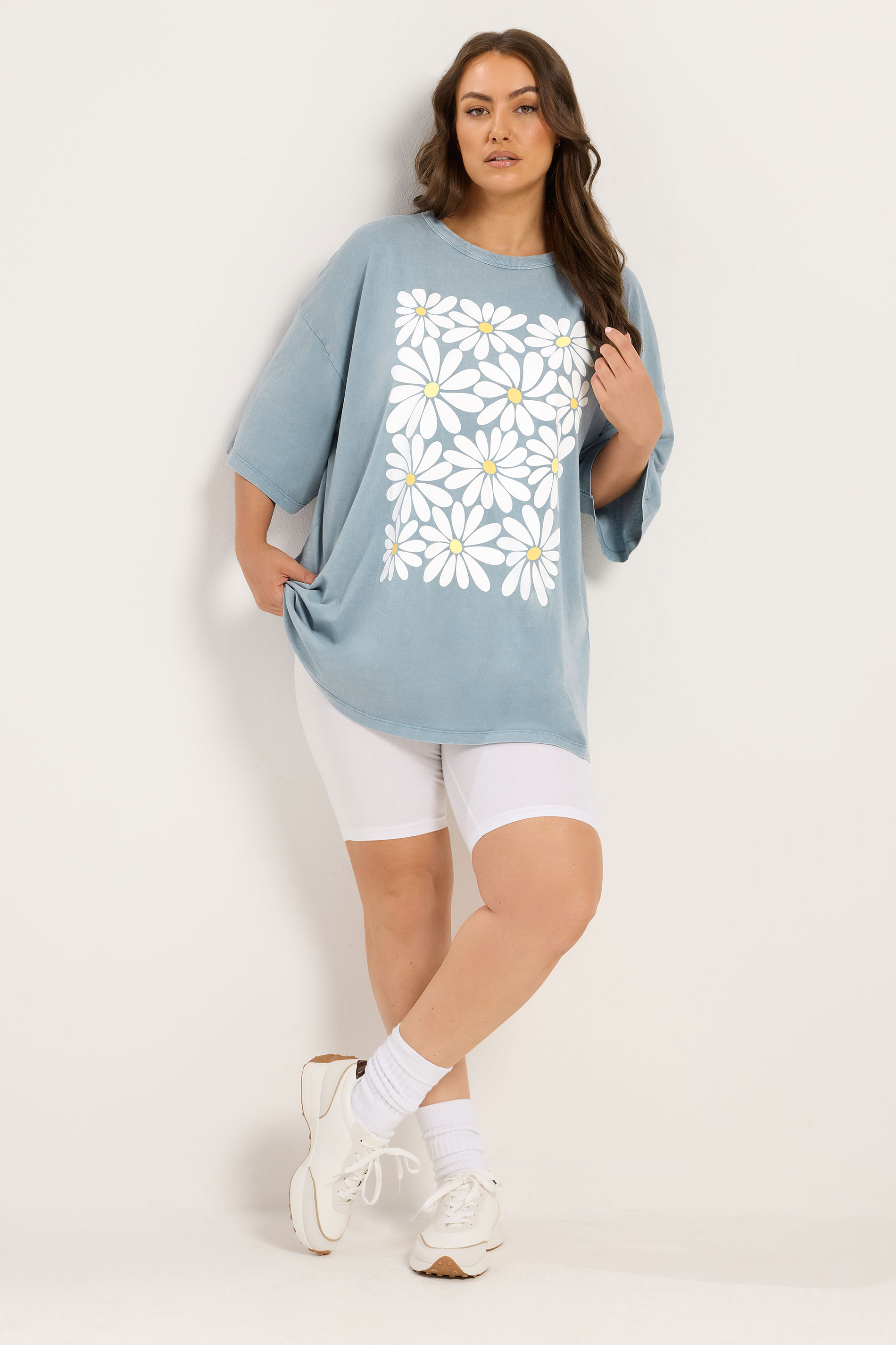 YOURS Plus Size Light Blue Acid Wash Boxy Daisy Print T-Shirt | Yours Clothing 2