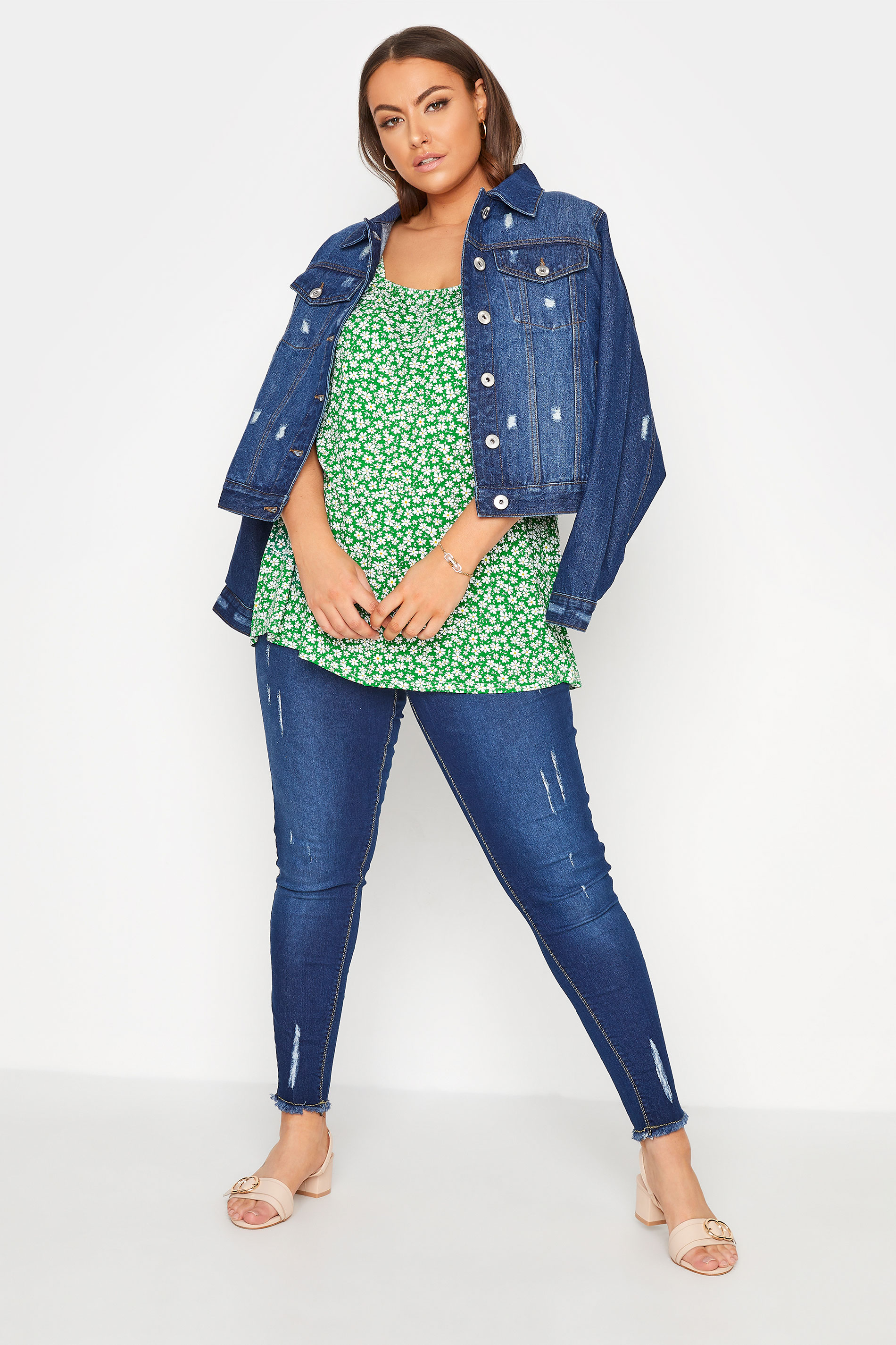 Grande taille  Tops Grande taille  Tops Casual | LIMITED COLLECTION - Top Vert Smocké Pâquerettes - EV58482