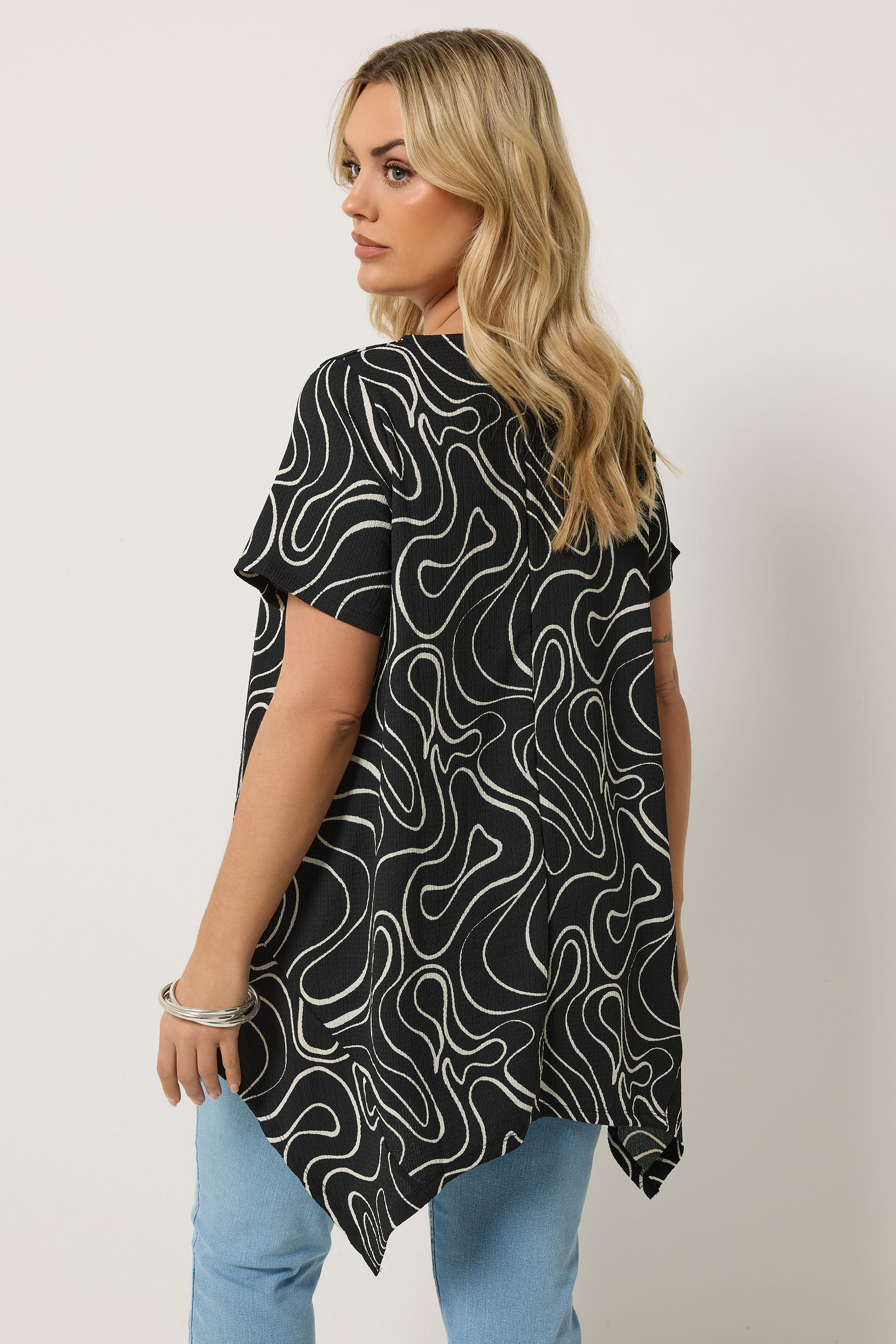 YOURS Plus Size Black Swirl Hanky Hem Top | Yours Clothing 2