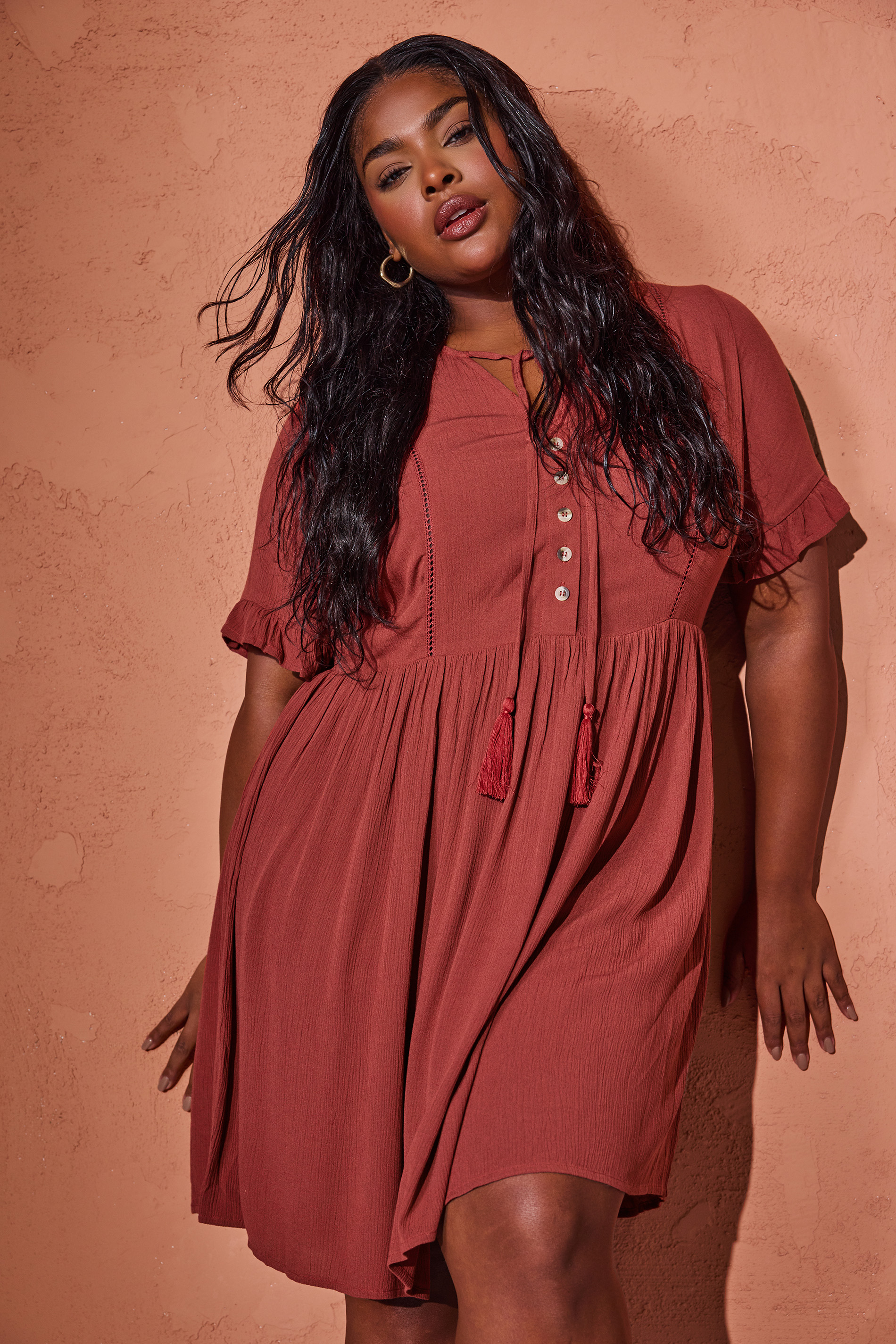 YOURS Plus Size Red Crinkle Tie Neck Dress | Yours Clothing 1