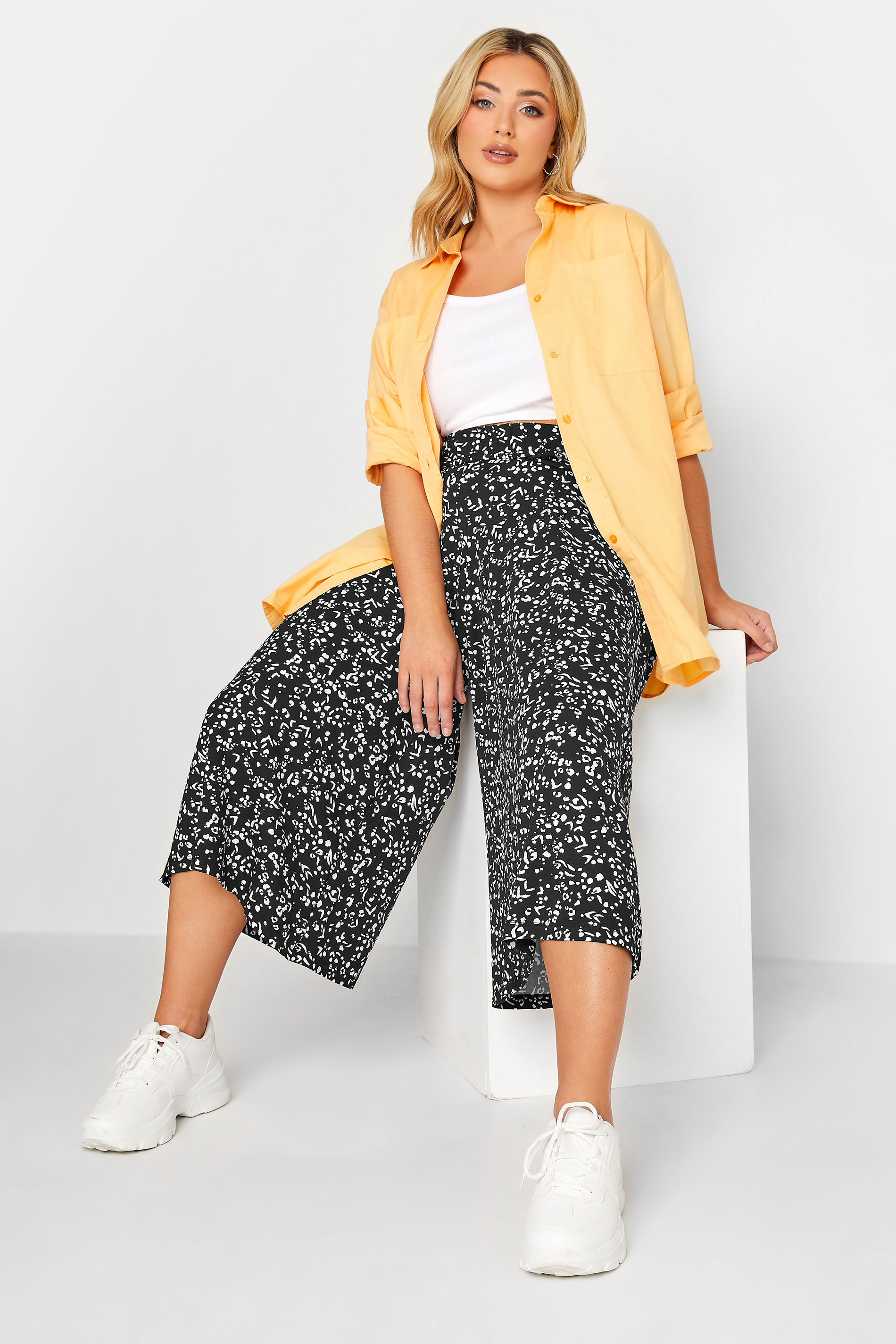 YOURS Plus Size Curve Black Animal Print Midaxi Culottes | Yours Clothing 2