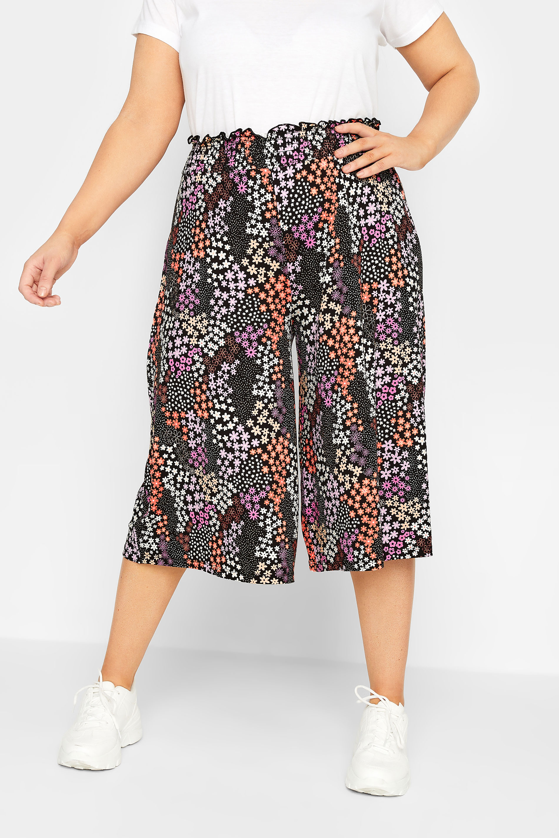 YOURS Plus Size Curve Black Floral Culottes | Yours Clothing 1