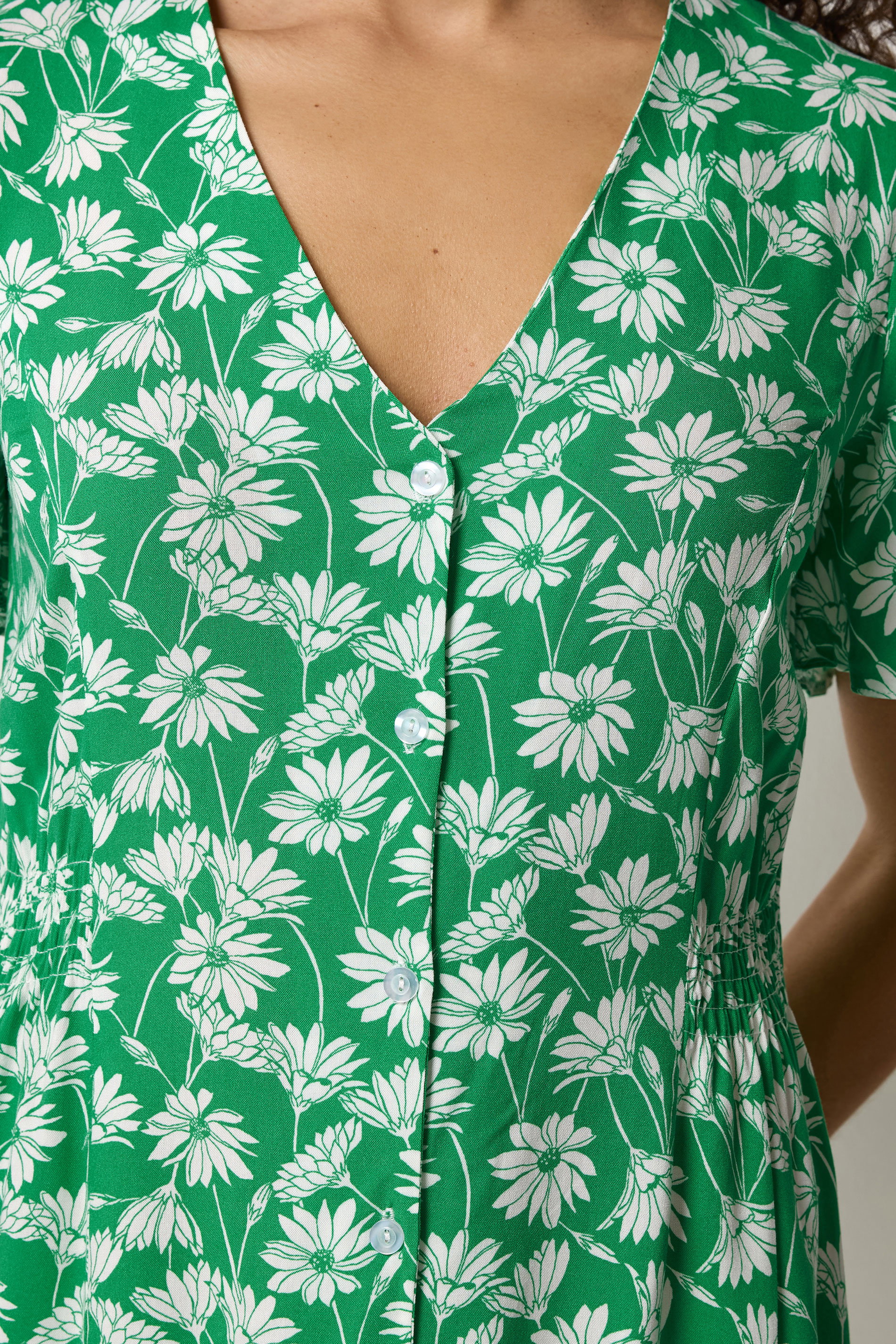 M&Co Green Daisy Print Midi Tea Dress | M&Co 4