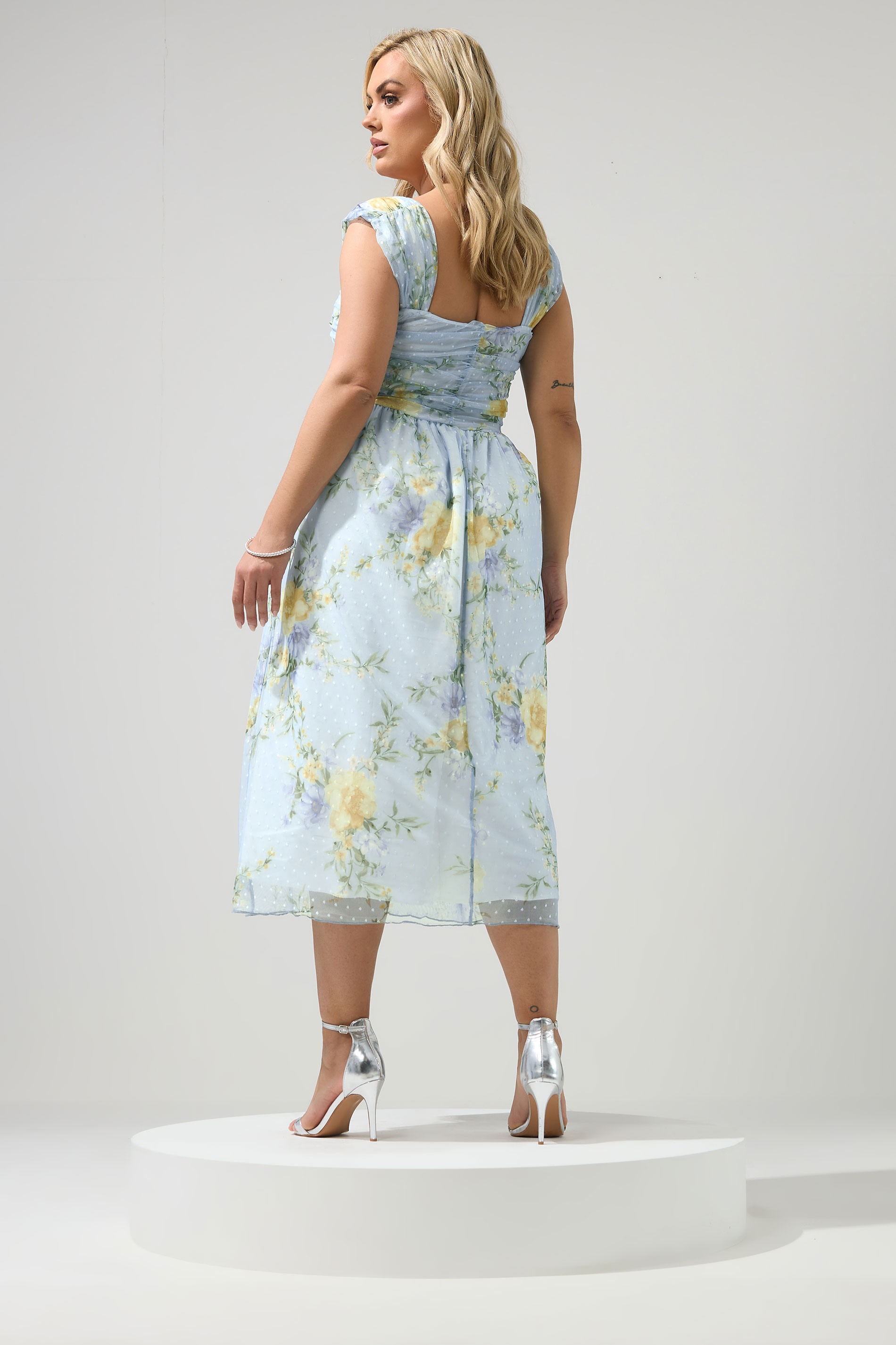 YOURS LONDON Plus Size Blue Floral Spot Mesh Skater Dress | Yours Clothing 2