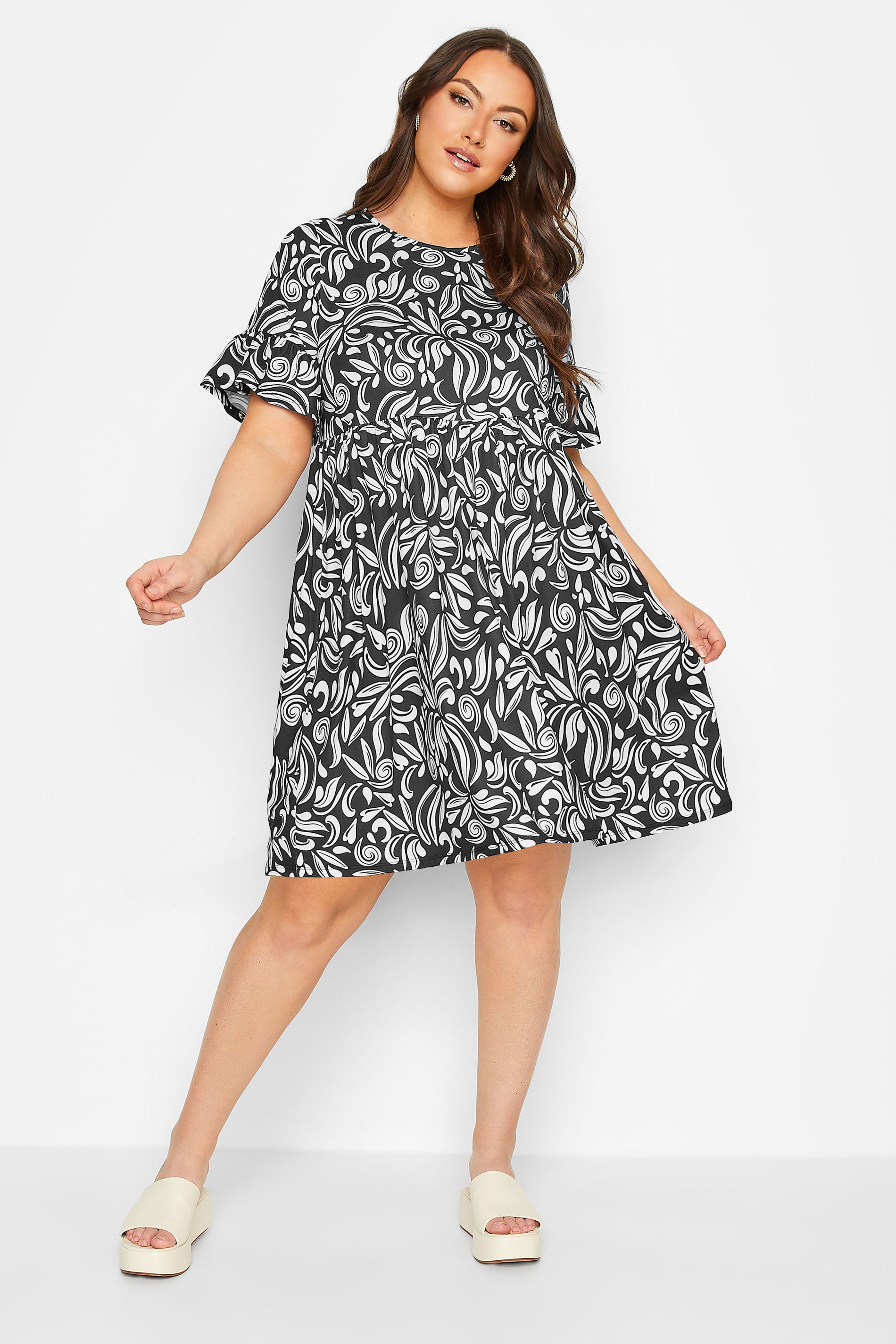 YOURS Plus Size Black Abstract Print Smock Tunic Dress | Yours Clothing 1