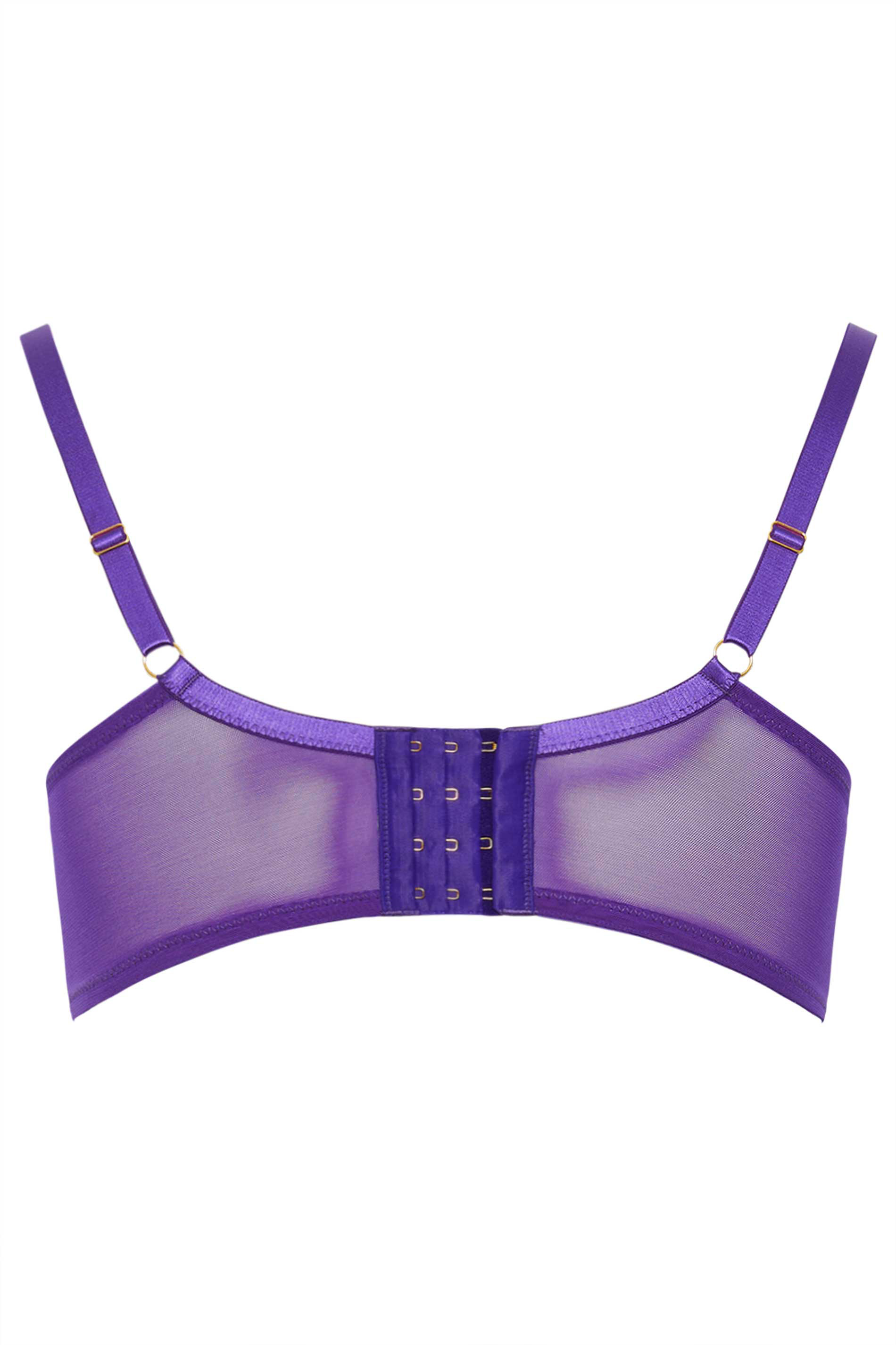The latest trend at Clovia are these flaunt worthy cage bras. Perfect match  for your fashion outfits. Get one today!