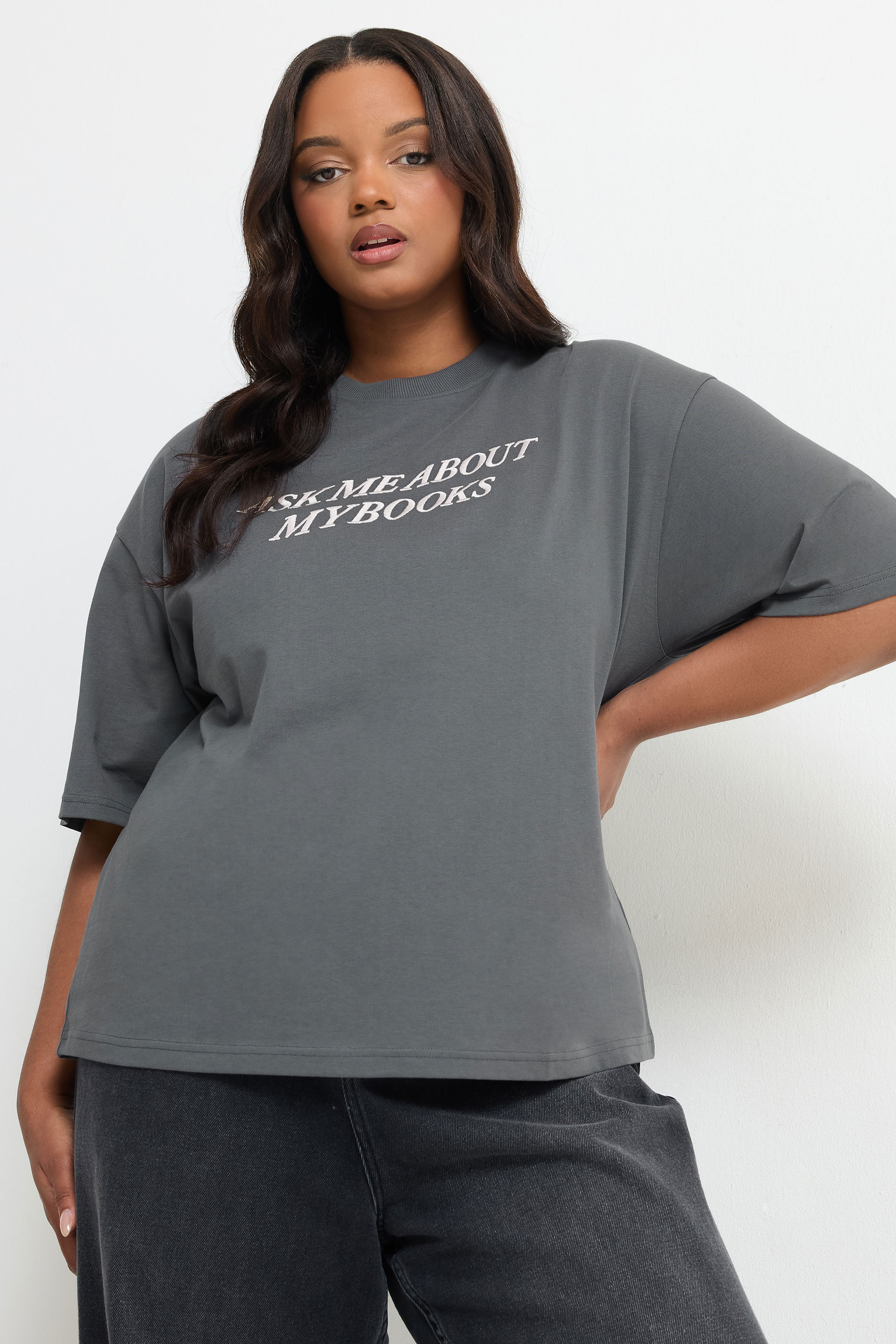 Limited Collection Grijs Tshirt Met Geborduurde Boekenslogan Size 38