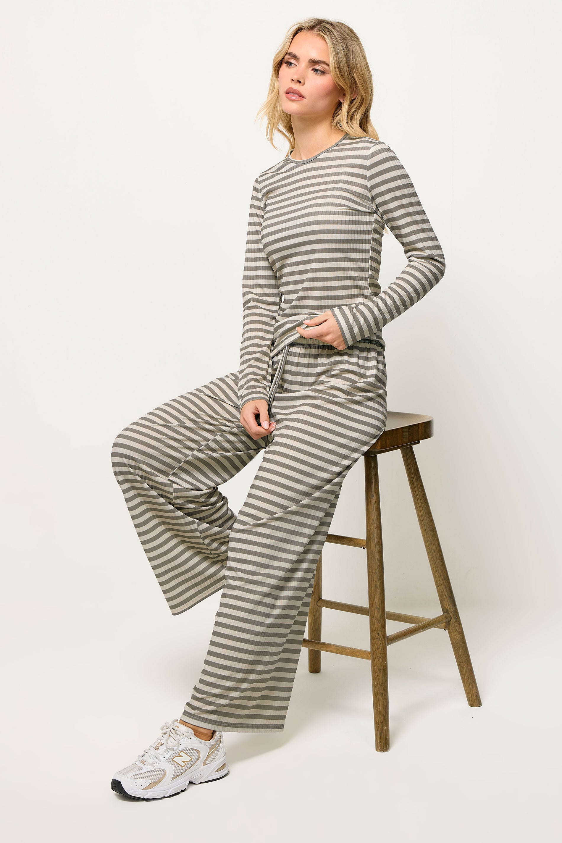 PixieGirl Petite Women's Set Cream Stripe T-Shirt & Wide Leg Trouser | PixieGirl  1