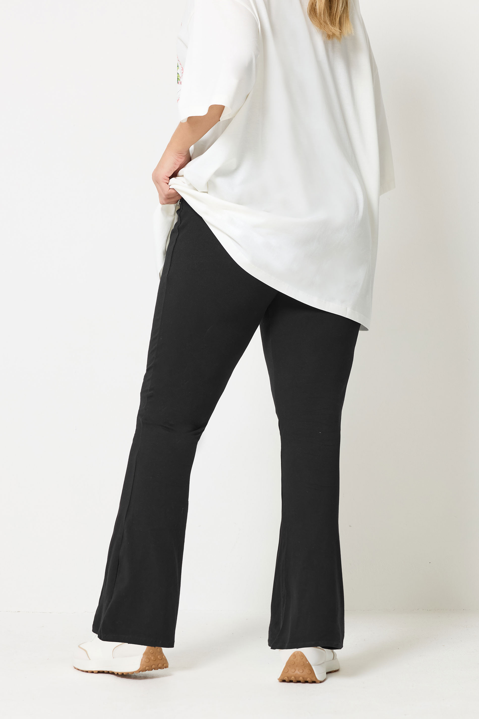 YOURS Plus Size Black Flared Leggings | Yours Clothing 2