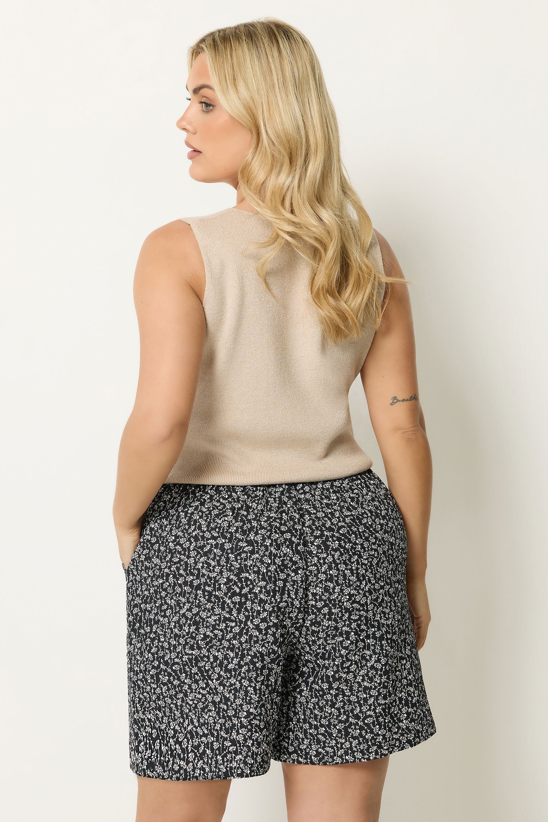 YOURS Plus Size Black Ditsy Floral Shorts | Yours Clothing 2