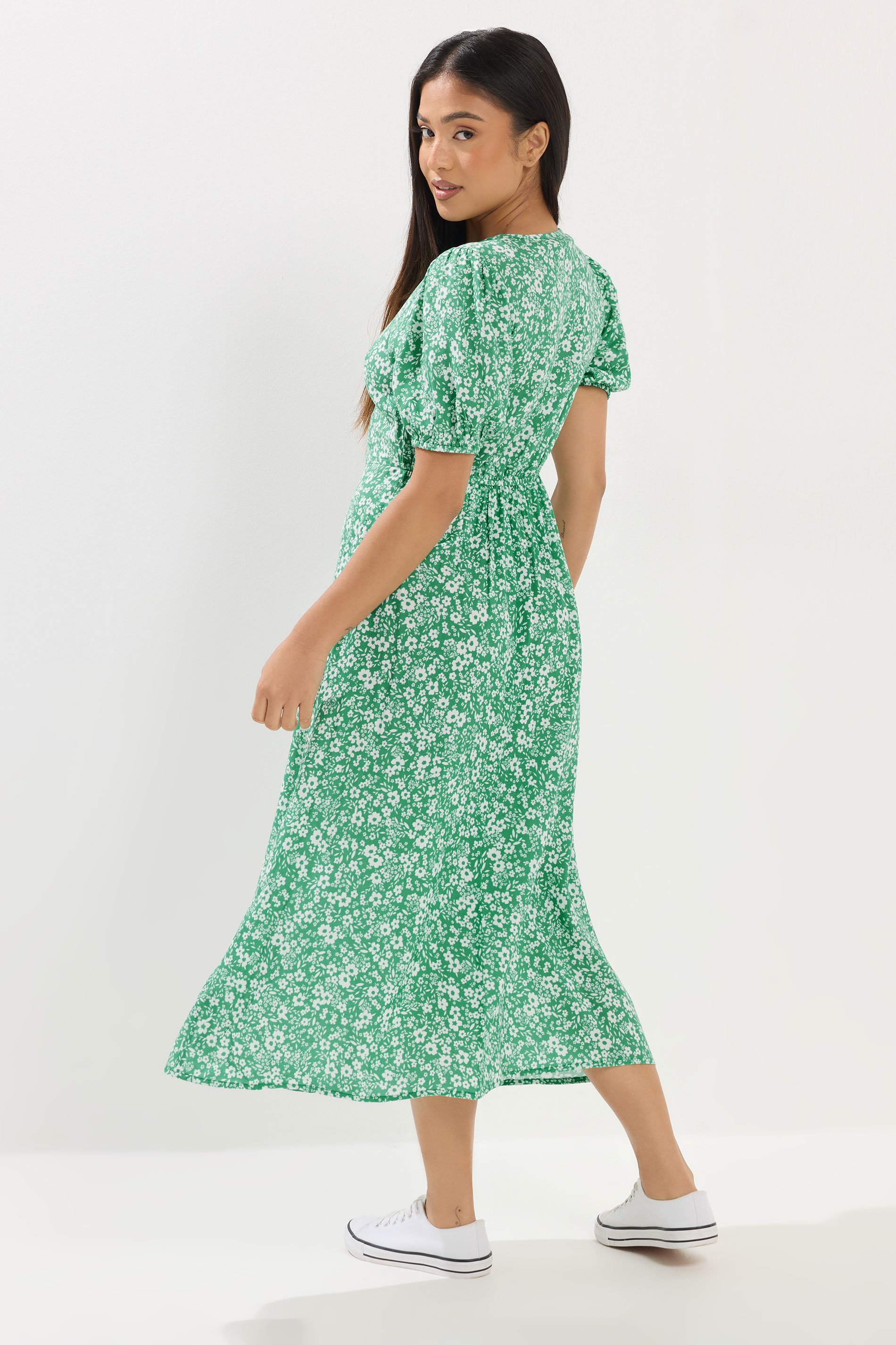M&Co Petite Green Ditsy Floral Puff Sleeve Dress | M&Co  2