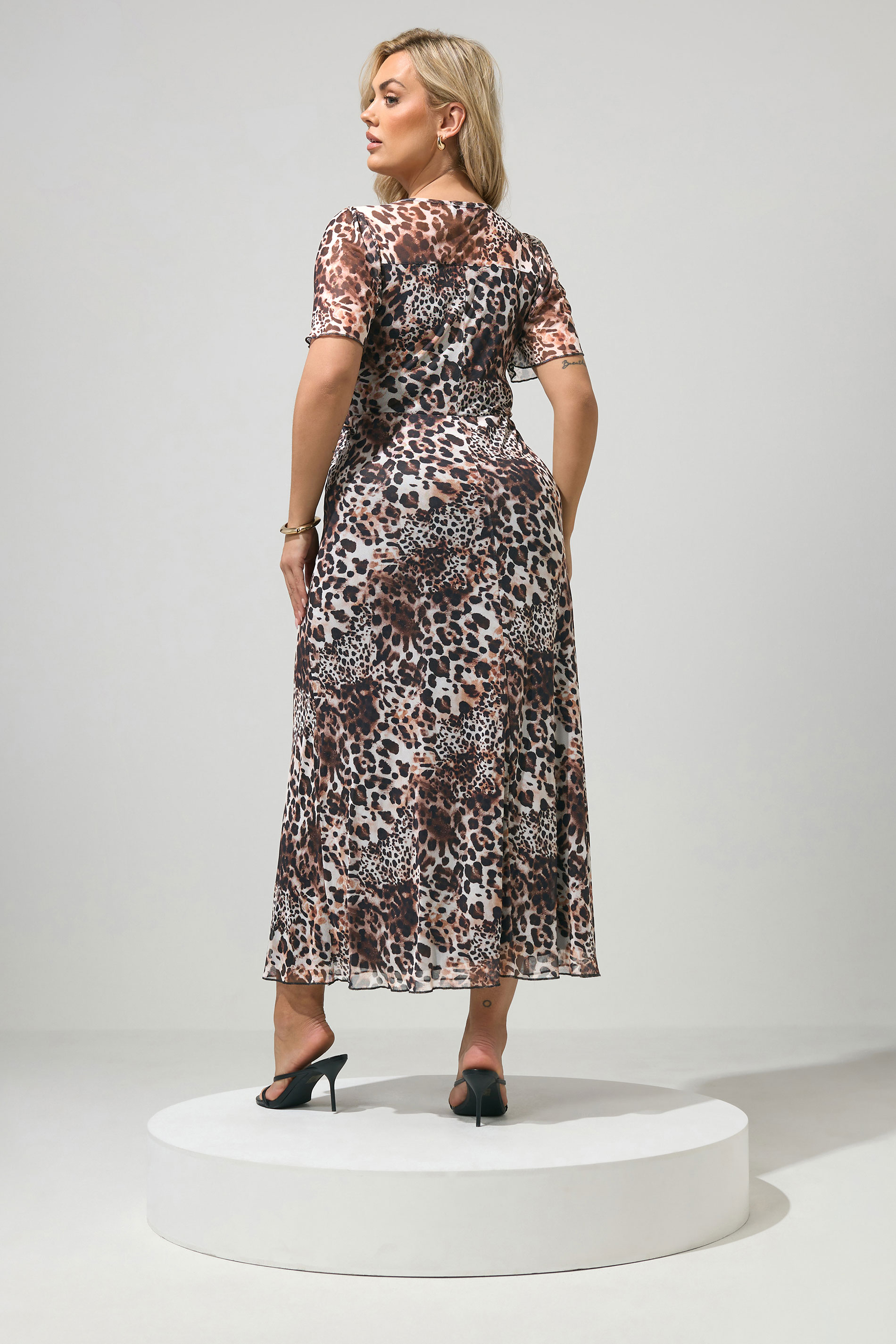 YOURS LONDON Plus Size Brown Leopard Square Neck Maxi Dress | Yours Clothing 2