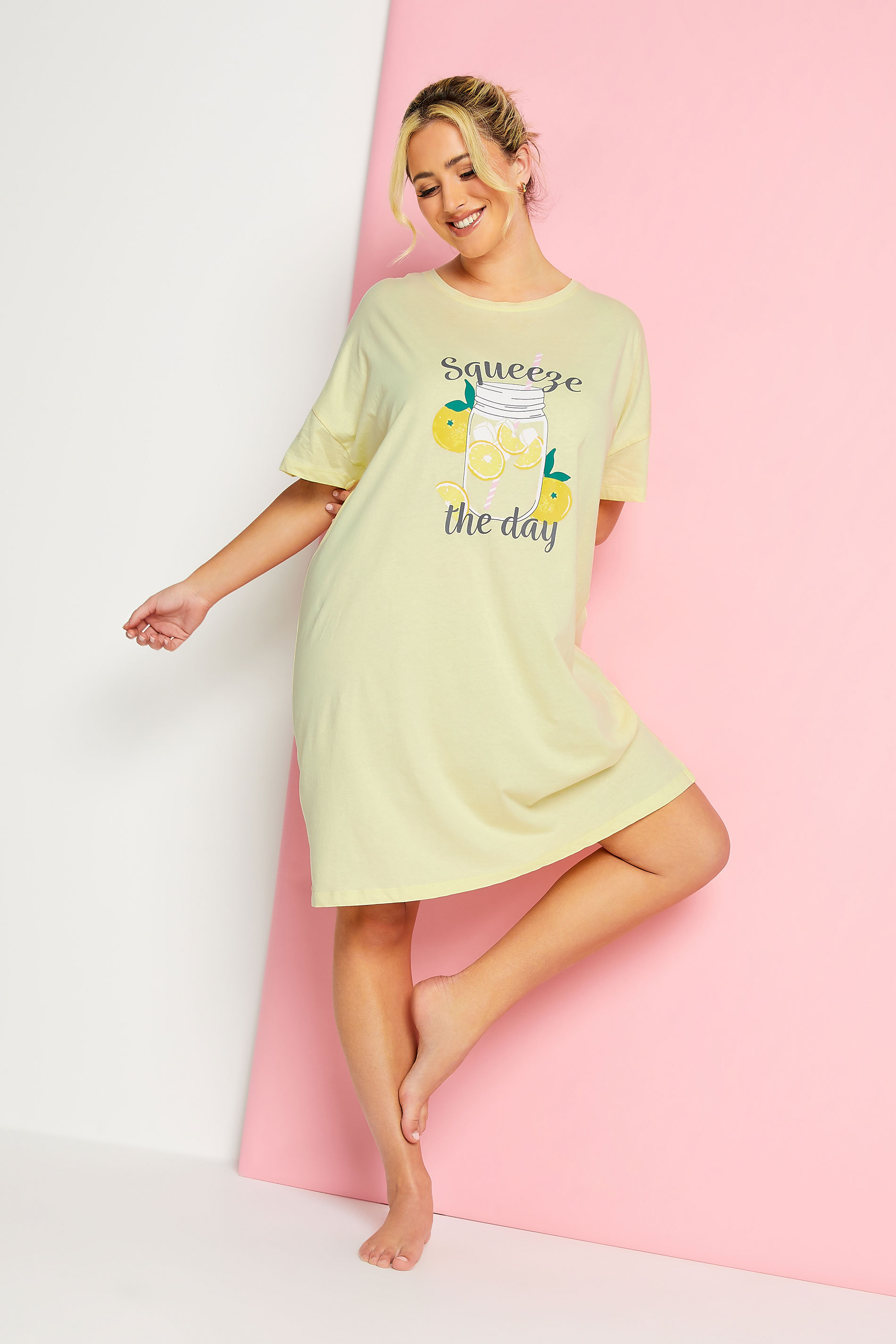 YOURS Curve Plus Size Pastel Yellow 'Squeeze The Day' Slogan  Lemonade Print Night Dress 1