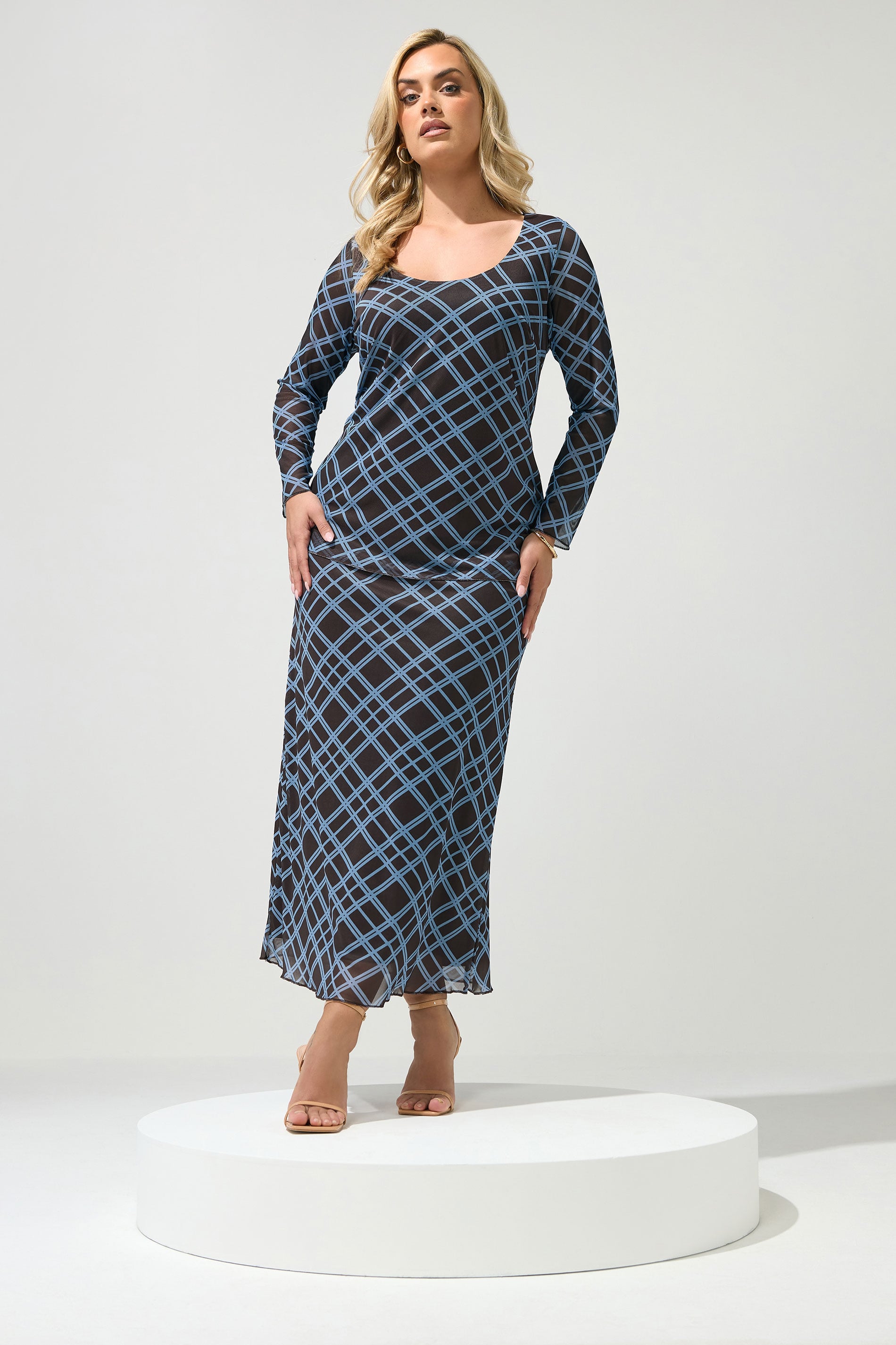 YOURS LONDON Plus Size Brown & Blue Check Top | Yours Clothing 3
