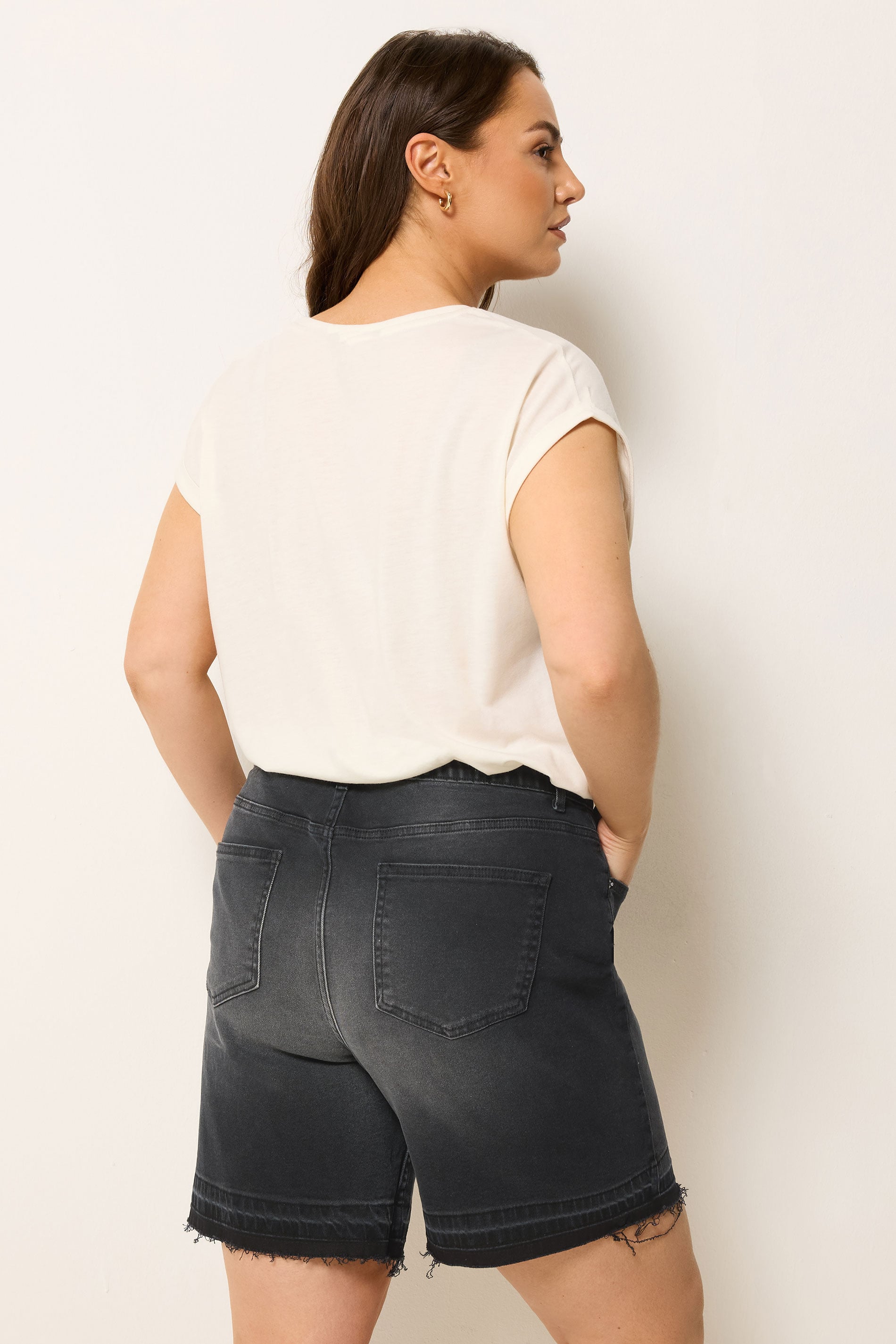 YOURS Plus Size Black Hem Detail Denim Shorts | Yours Clothing 2