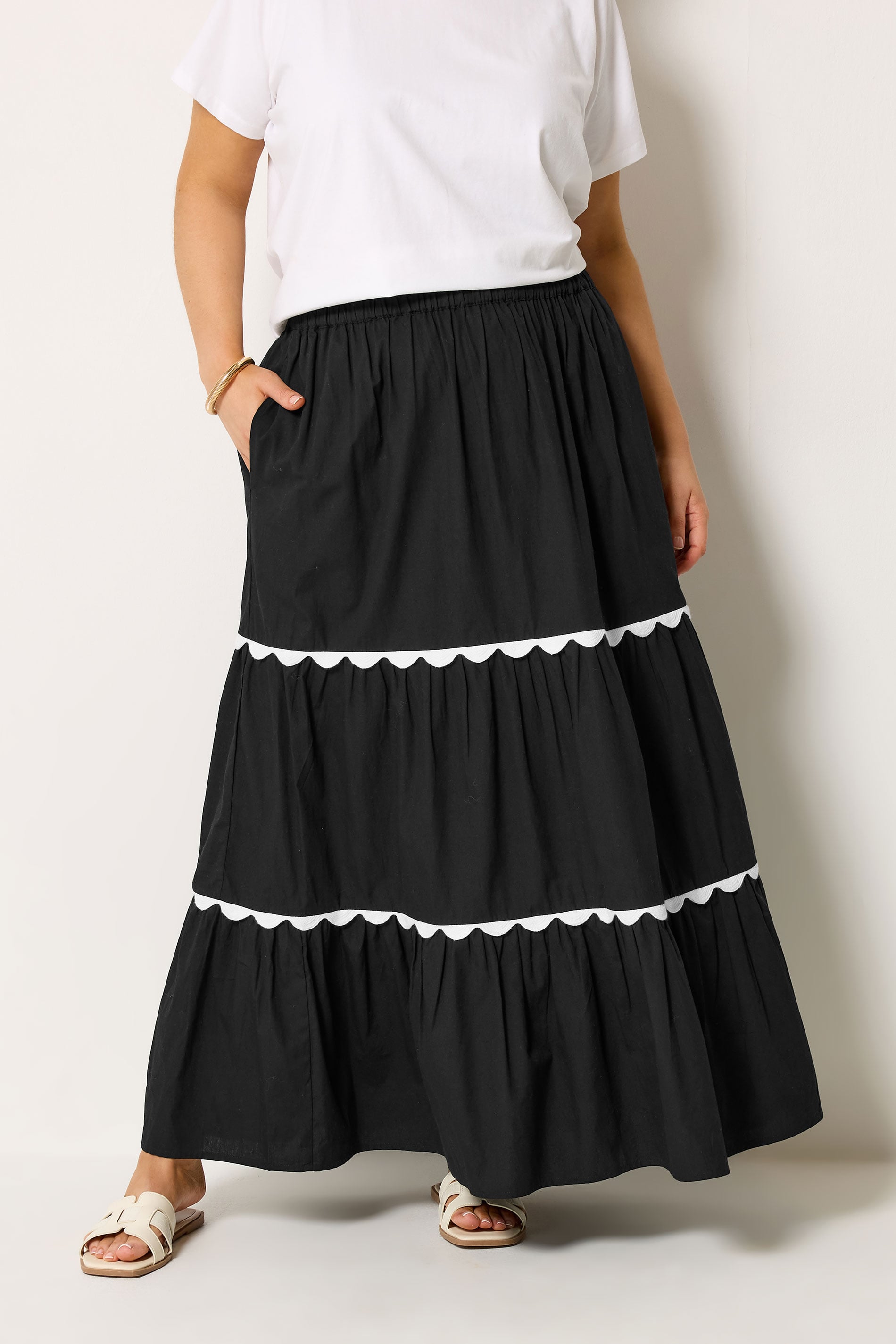 YOURS Plus Size Black Scallop Detail Maxi Skirt | Yours Clothing 3