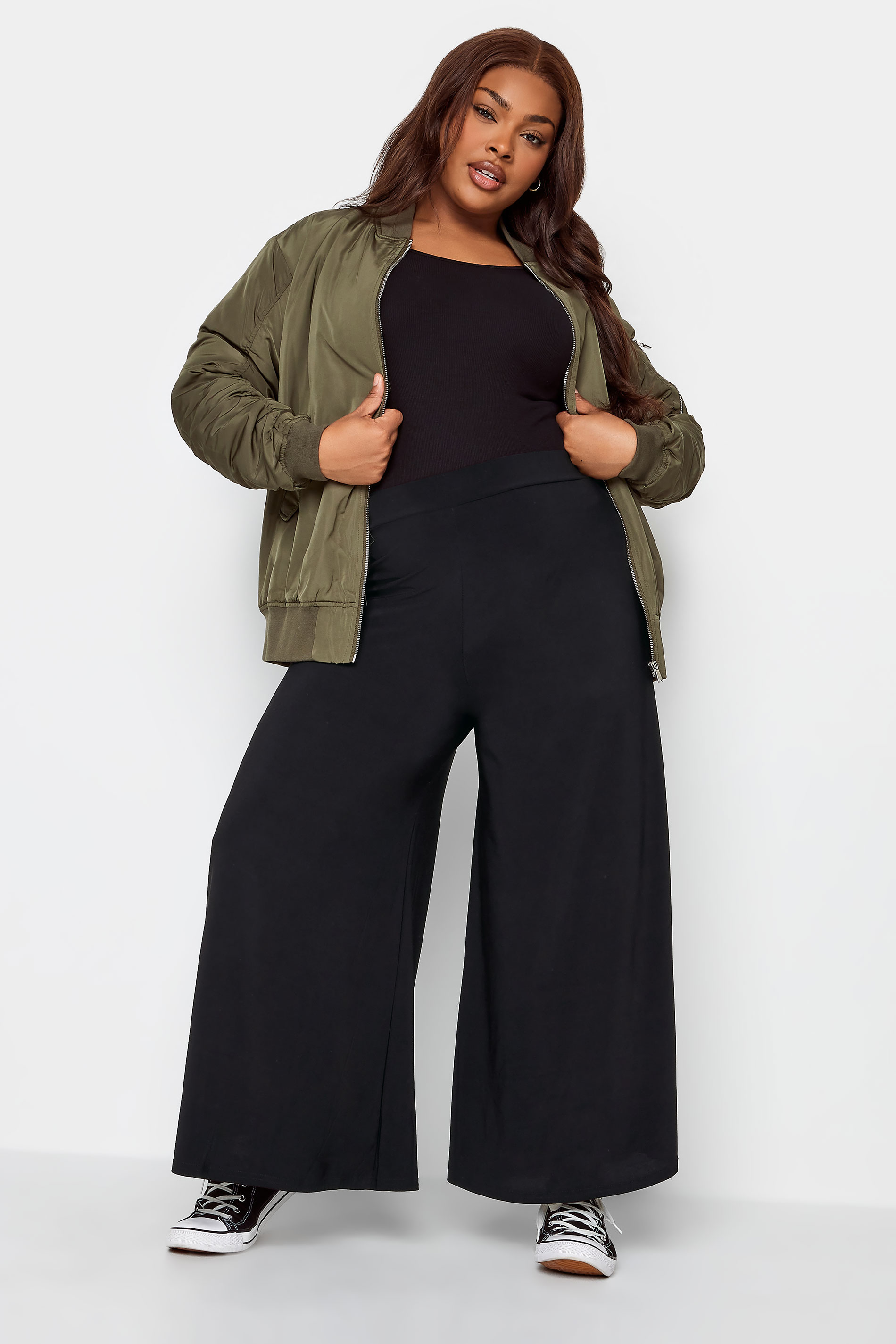 Plus Size Black Super Wide Leg Palazzo Trousers | Yours Clothing 3