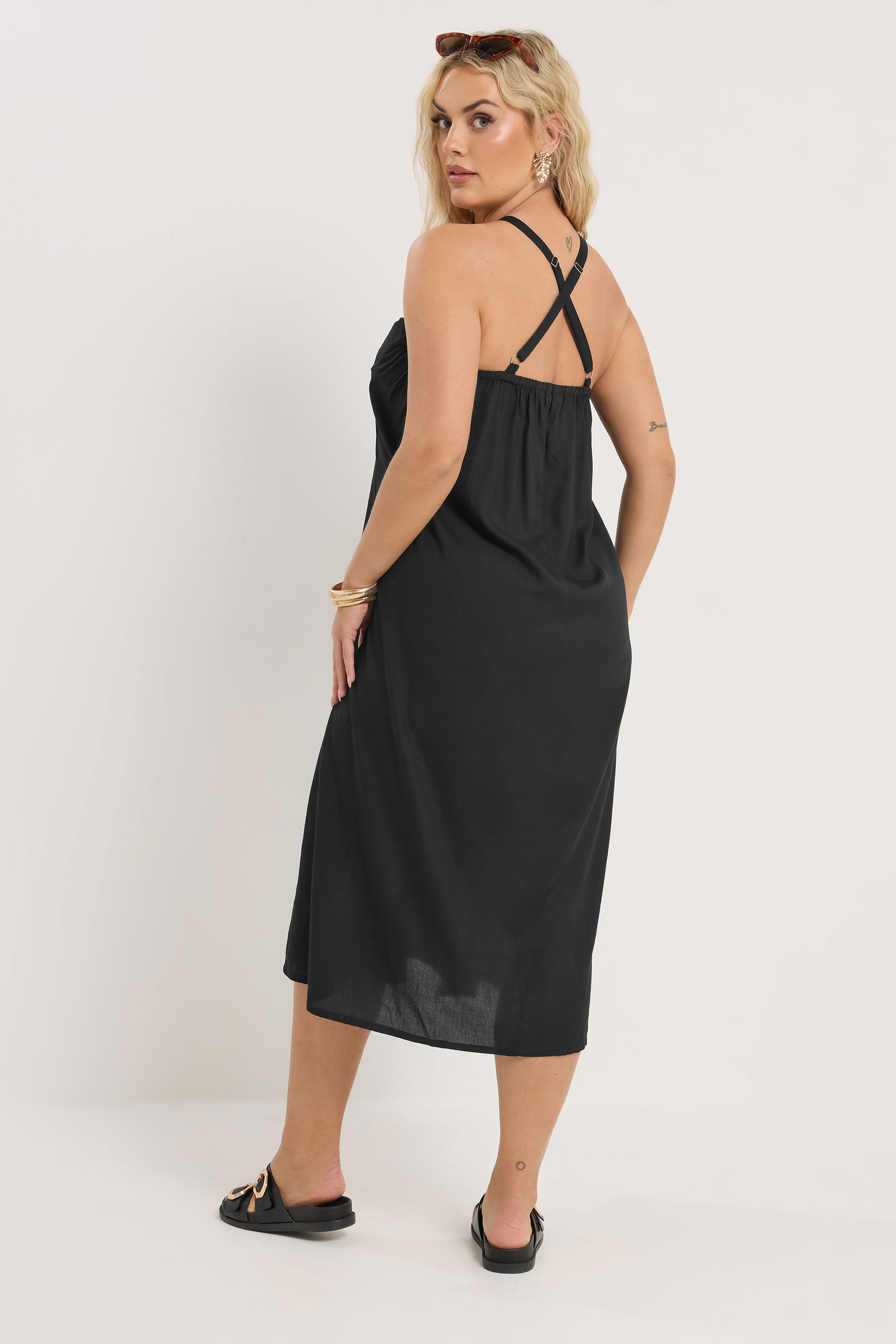 YOURS Plus Size Black Throw On Maxi Dress | Yours Clothing 5