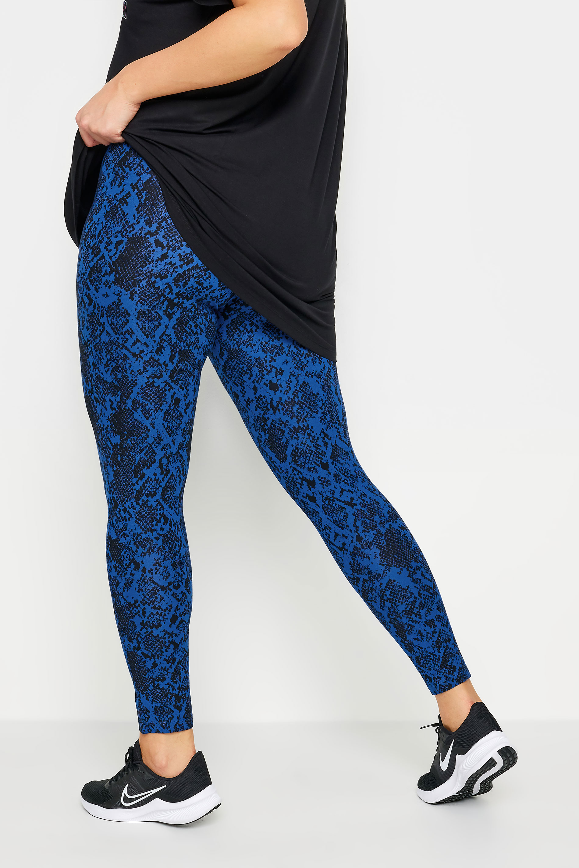 YOURS ACTIVE Curve Cobalt Blue Snake Print Leggings | Yours Clothing 3