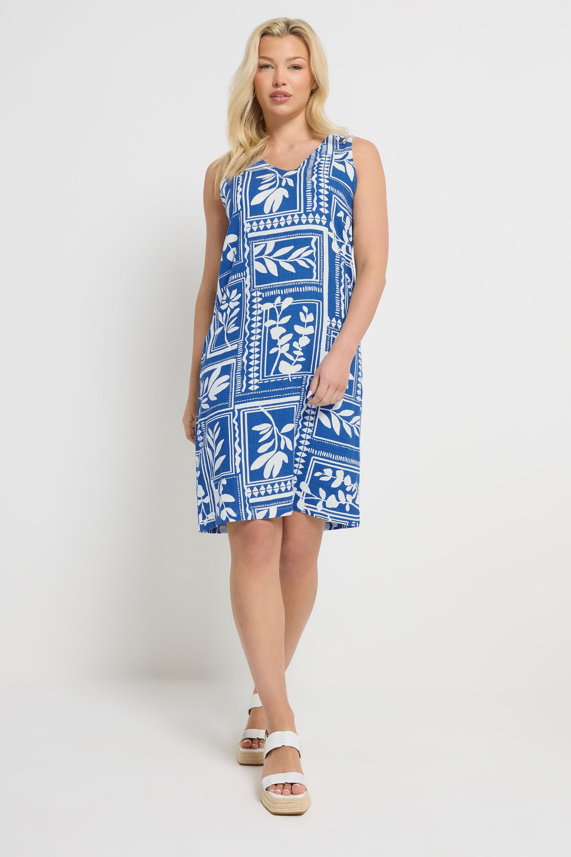 M&Co Blue Leaf Print V-Neck Linen Shift Dress | M&Co 2