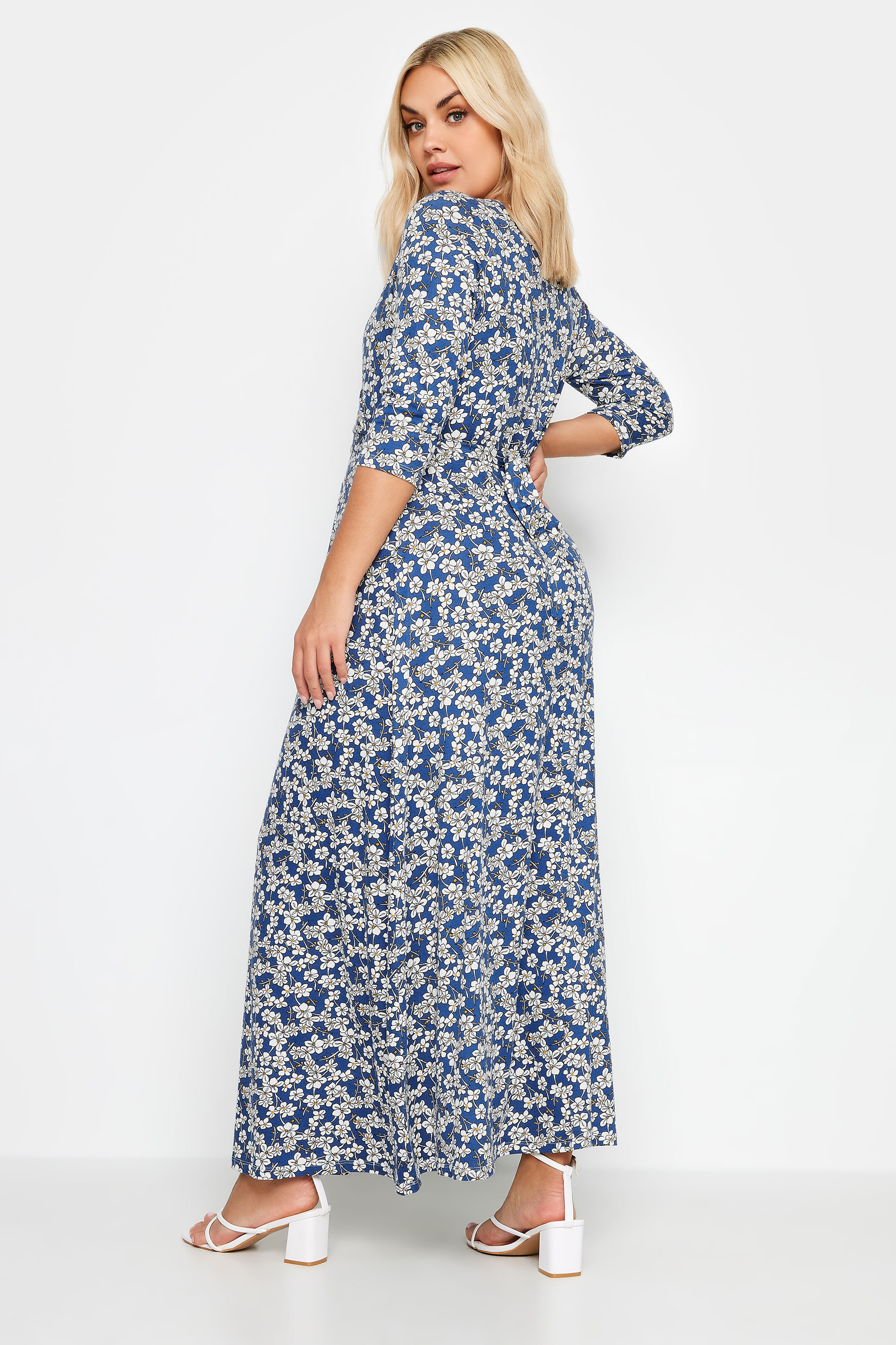 YOURS Plus Size Blue Ditsy Floral Print Tiered Maxi Dress | Yours Clothing 3