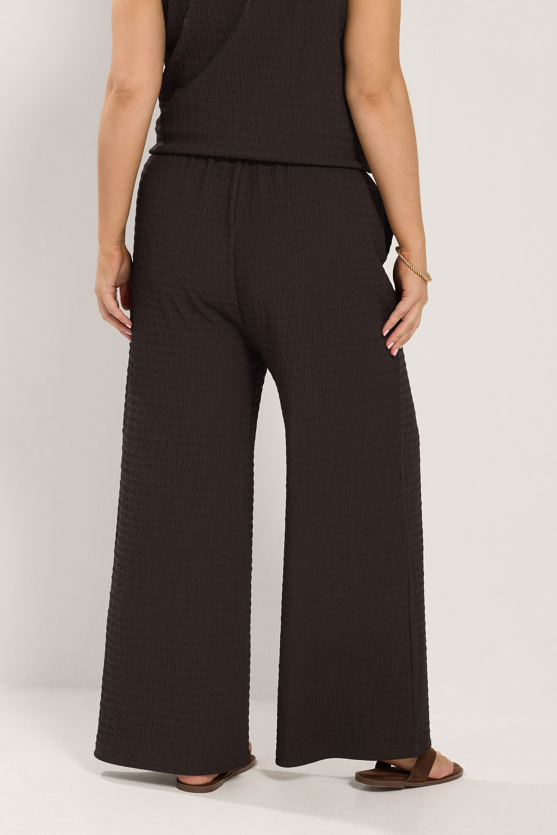 YOURS Plus Size Chocolate Brown Wide Leg Crinkle Trousers | Yours Clothing 4