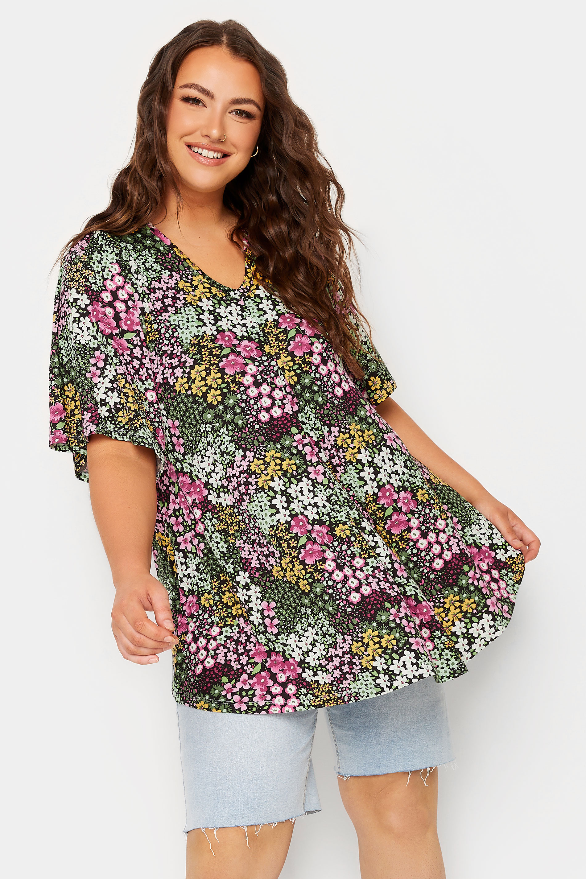 YOURS Plus Size Black Floral Pleat Angel Sleeve Swing Top | Yours Clothing 1