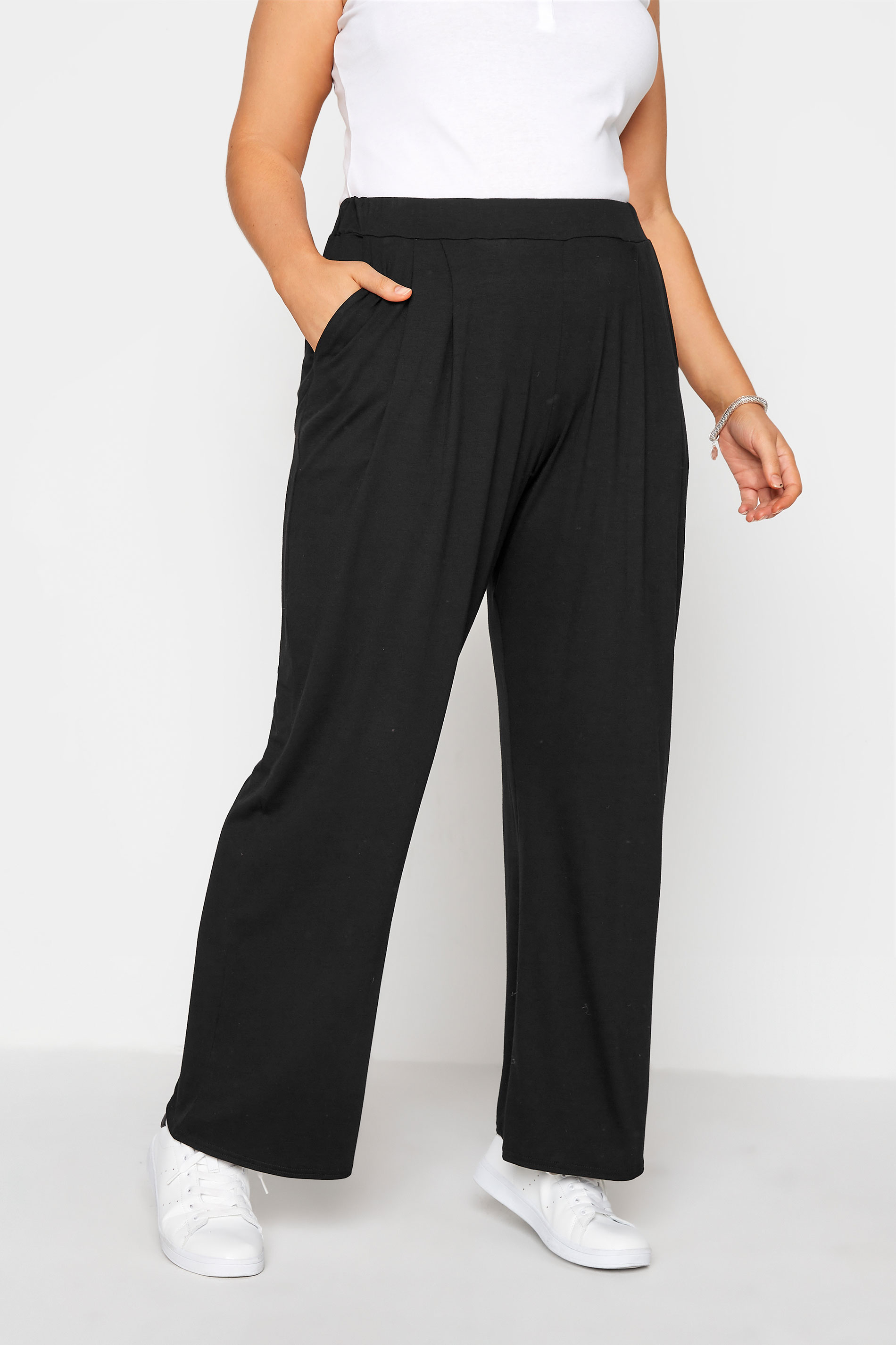 LIMITED COLLECTION Curve Black Pleated Wide Leg Trousers_B.jpg