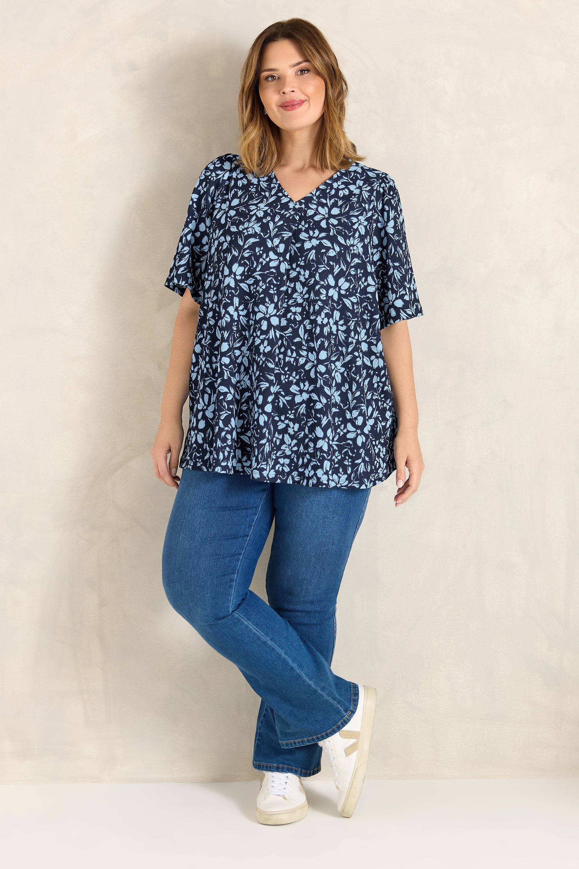 EVANS Plus Size Blue Floral Print Pleat Front Top | Evans 2