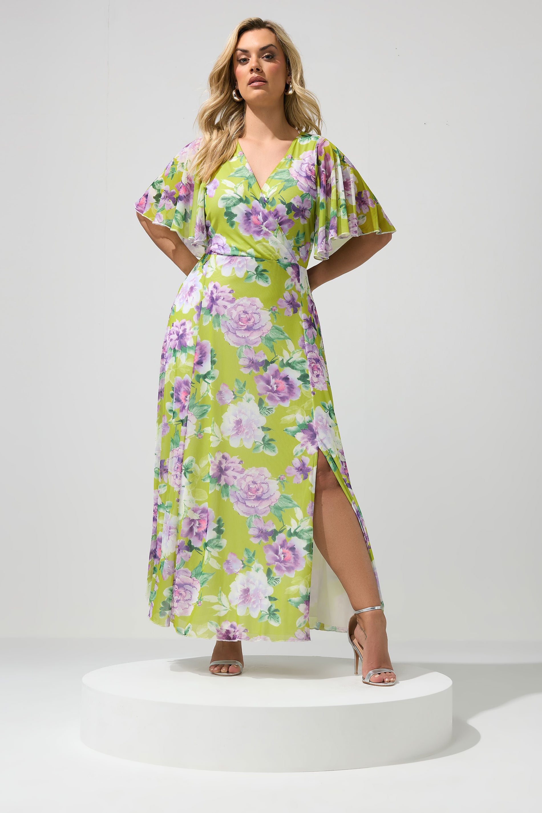 YOURS LONDON Plus Size Green Floral Wrap Dress | Yours Clothing 1